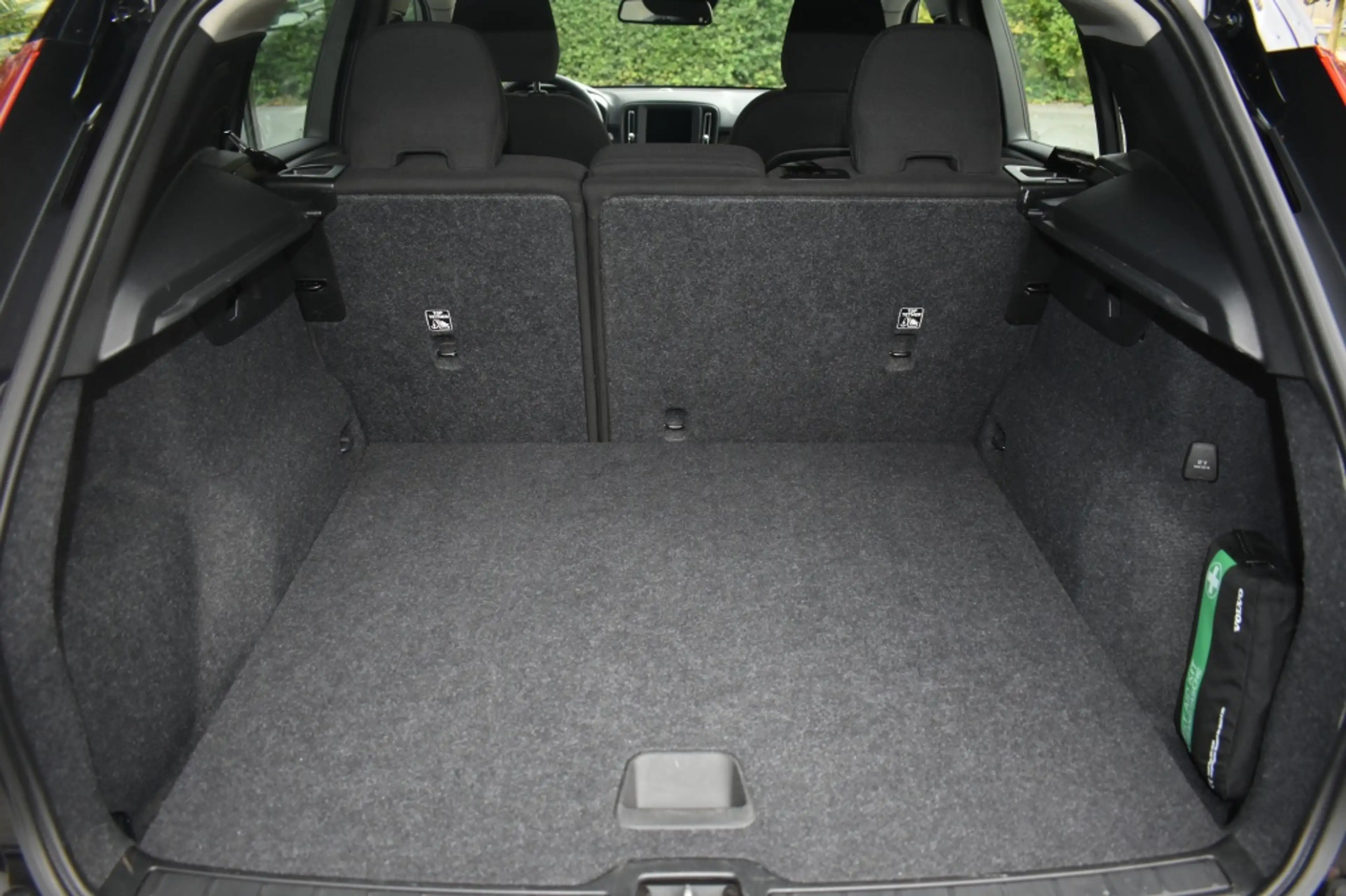 Volvo XC40 T2 129pk Aut. Momentum Core | Camera | Trekhaak | — photo 28