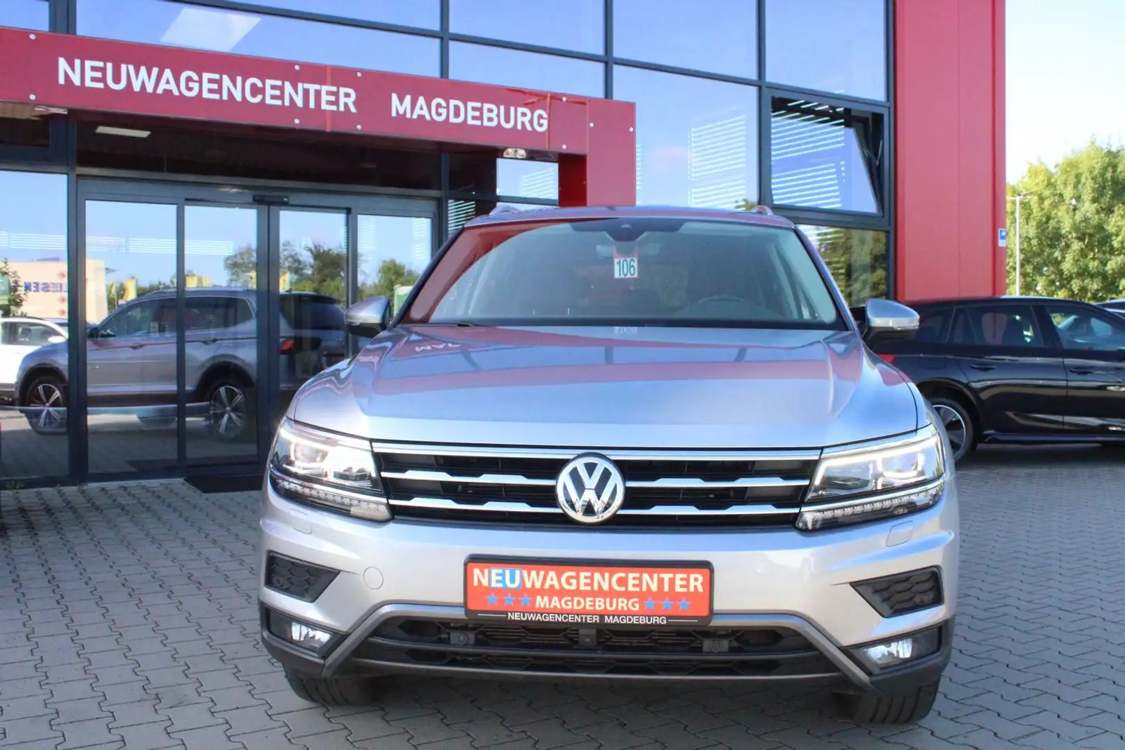 Volkswagen Tiguan Allspace 2.0 TDI DSG Highline*AHK*HuD*360°*VC Plateado - 2
