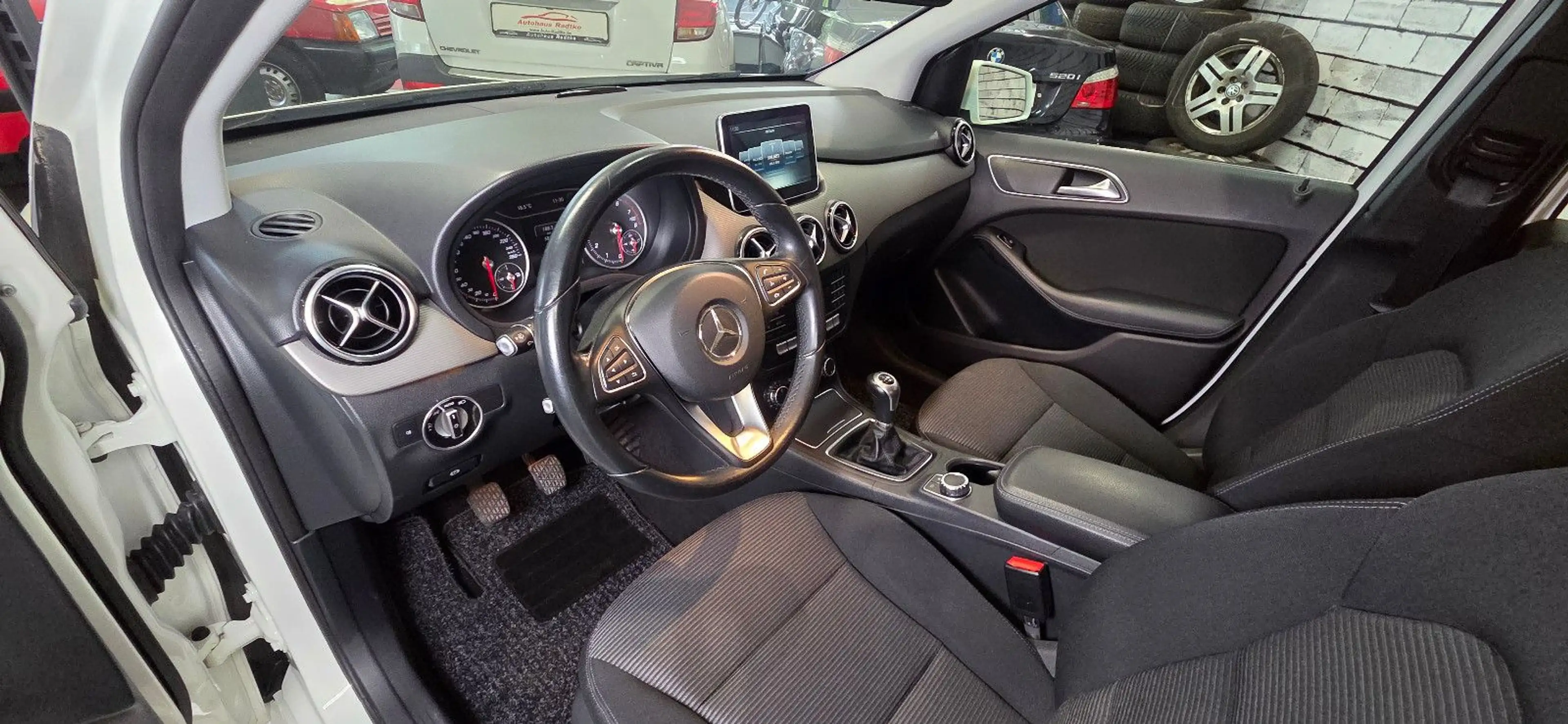 Mercedes-Benz B 180 Style*1.Hand*56.000* — photo 8