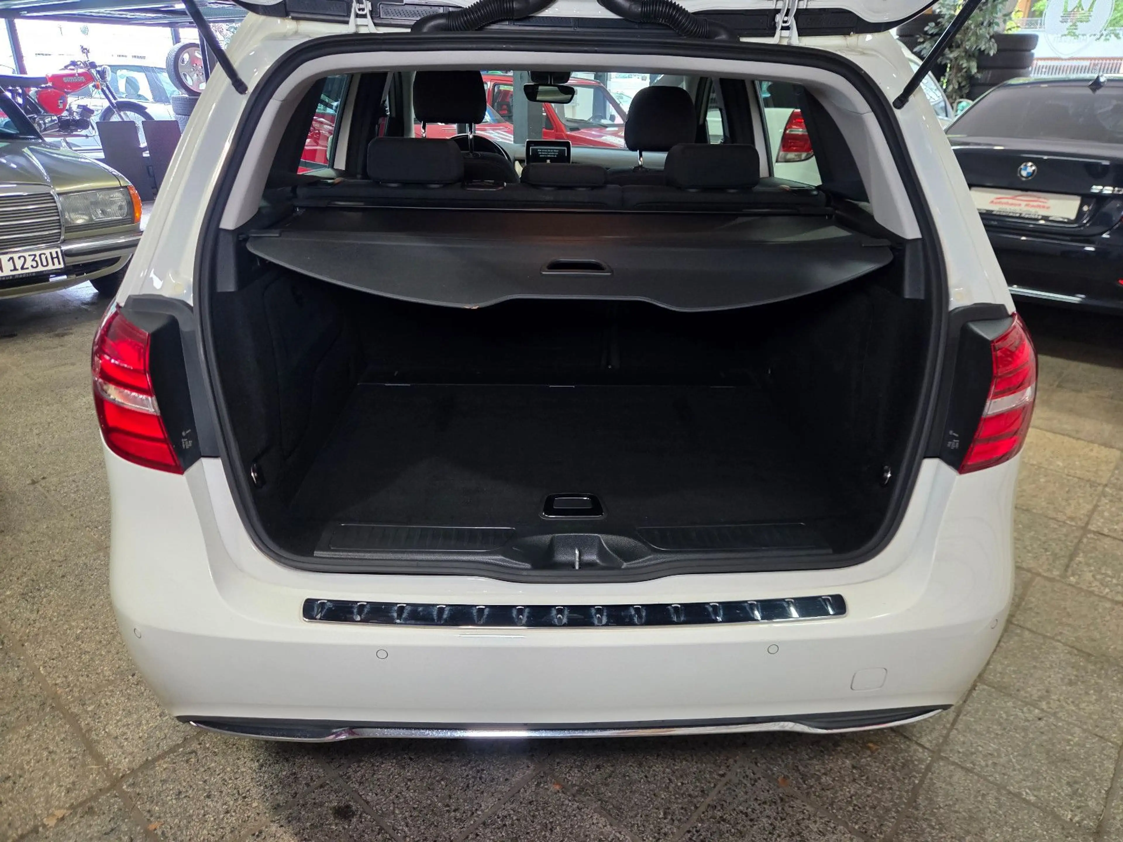 Mercedes-Benz B 180 Style*1.Hand*56.000* — photo 14