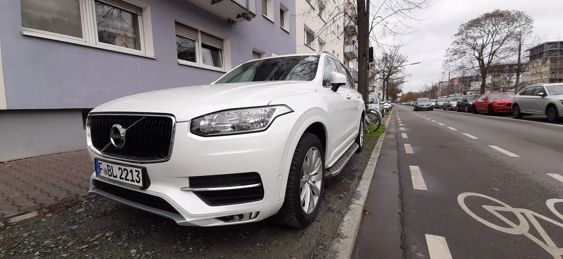 Volvo XC90 D5 AWD Geartronic Momentum - 2