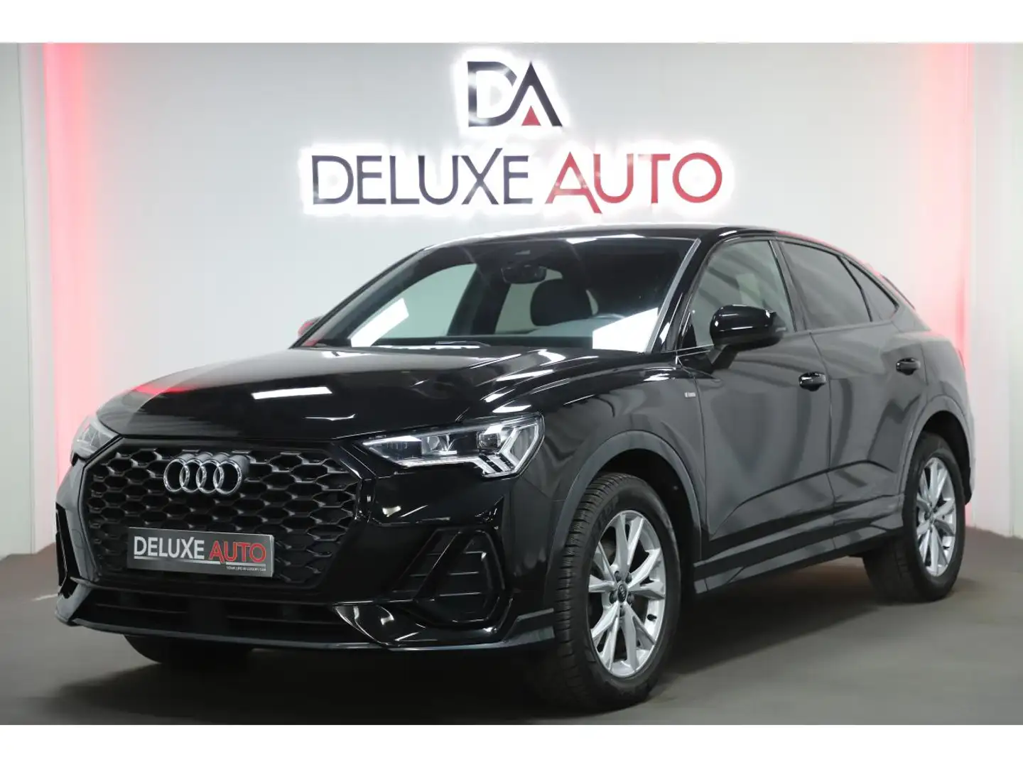 Audi Q3 Quattro 2.0 35 TDI 150 Business Line S-tronic Noir - 1