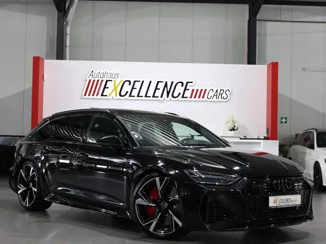Audi RS6 Avant 4.0 TFSI Q BLACK+EXCLUSIVE / PANORAMA