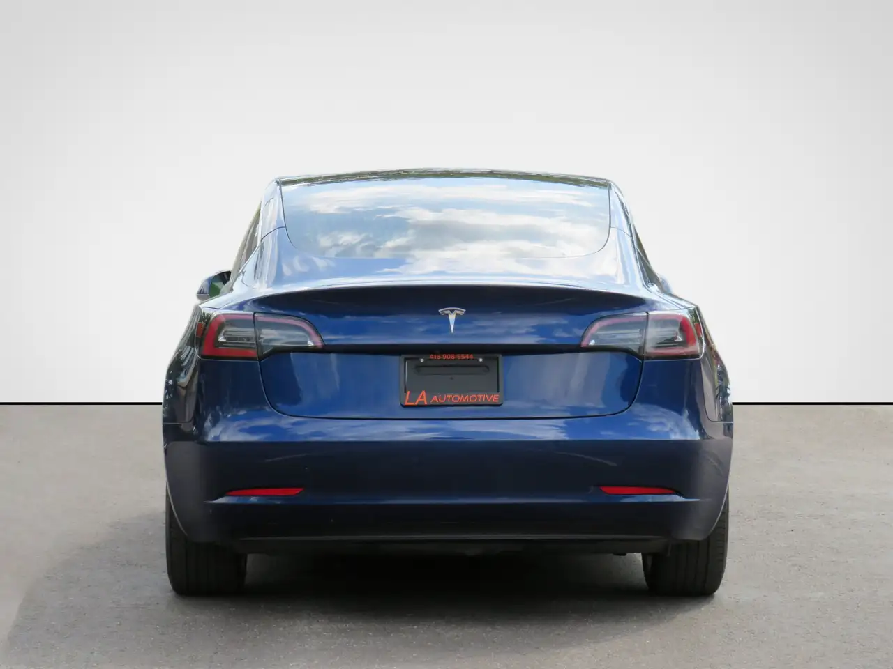 Tesla Model 3 photo Tesla Model 3