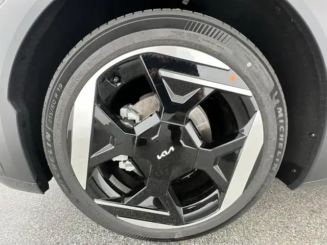 Kia Ev4 view 6