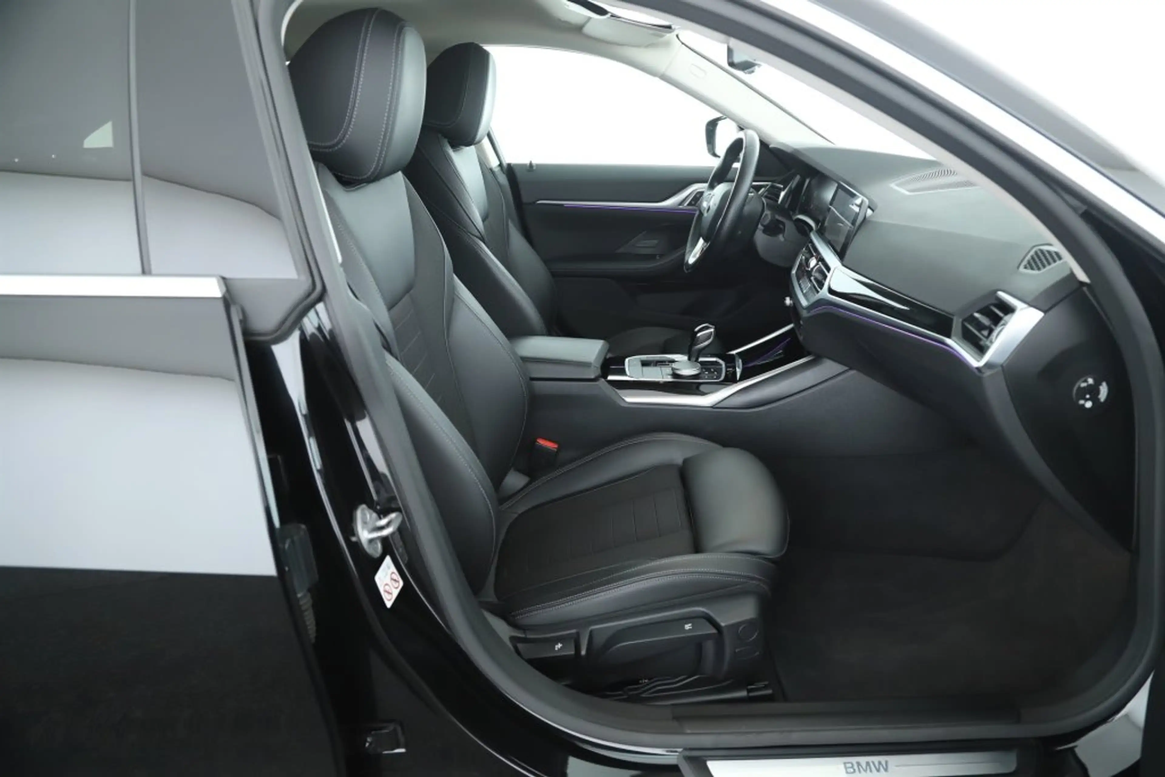 BMW 420 d xDrive Gran Coupe Autom LED NAVI SPORTSITZ ACC — photo 13
