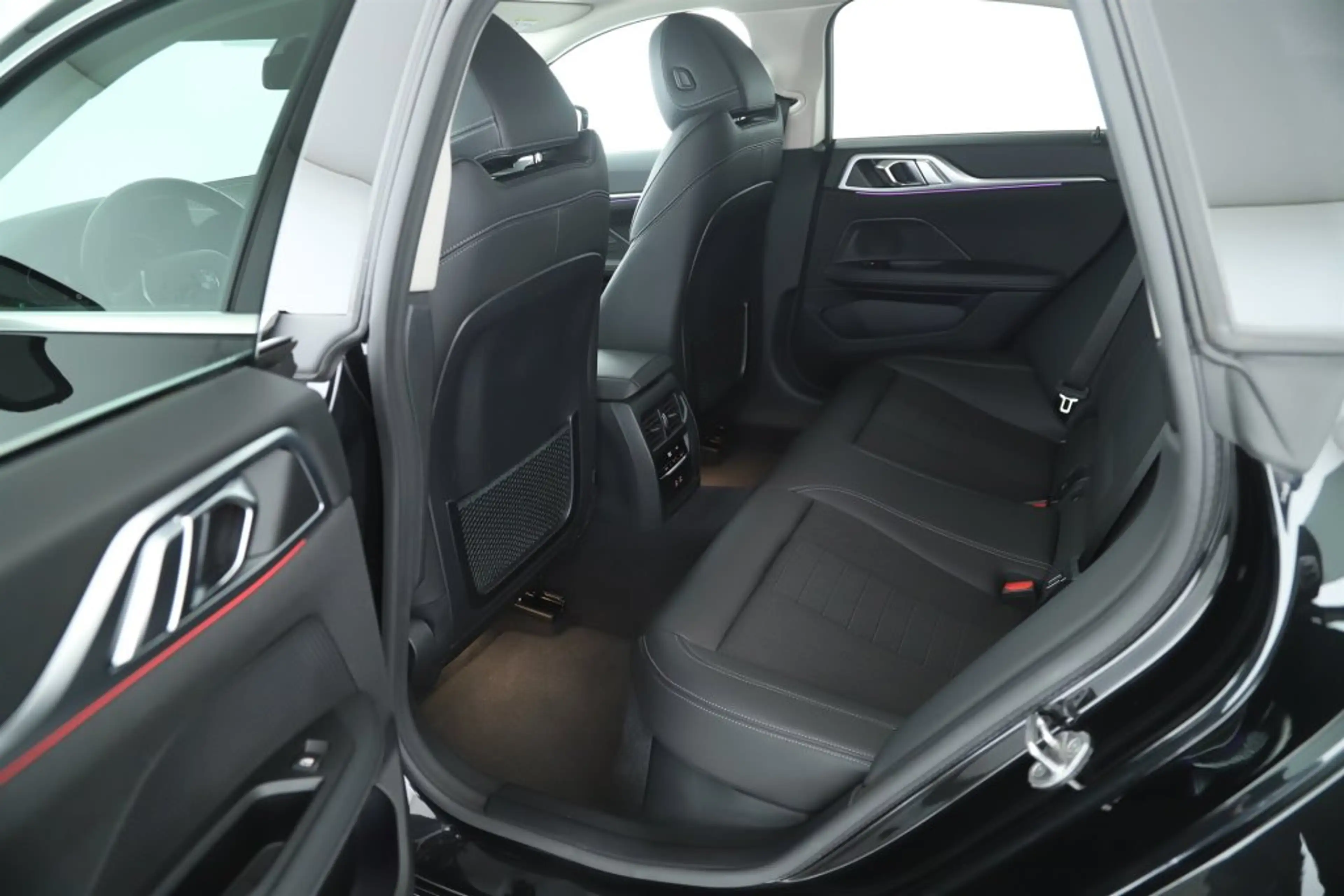 BMW 420 d xDrive Gran Coupe Autom LED NAVI SPORTSITZ ACC — photo 11