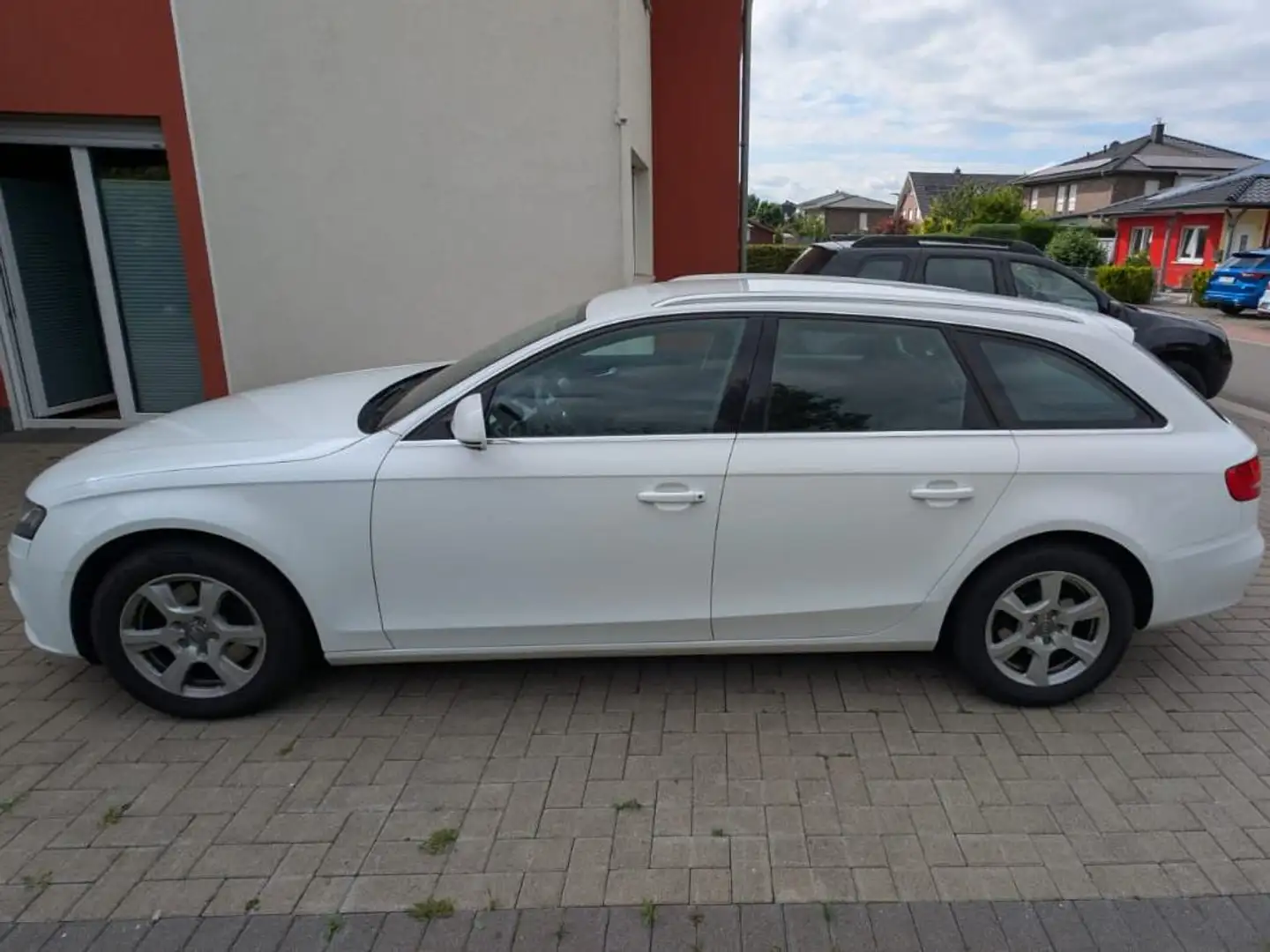 Audi A4 Avant 1.8 TFSI Ambiente Weiß - 2