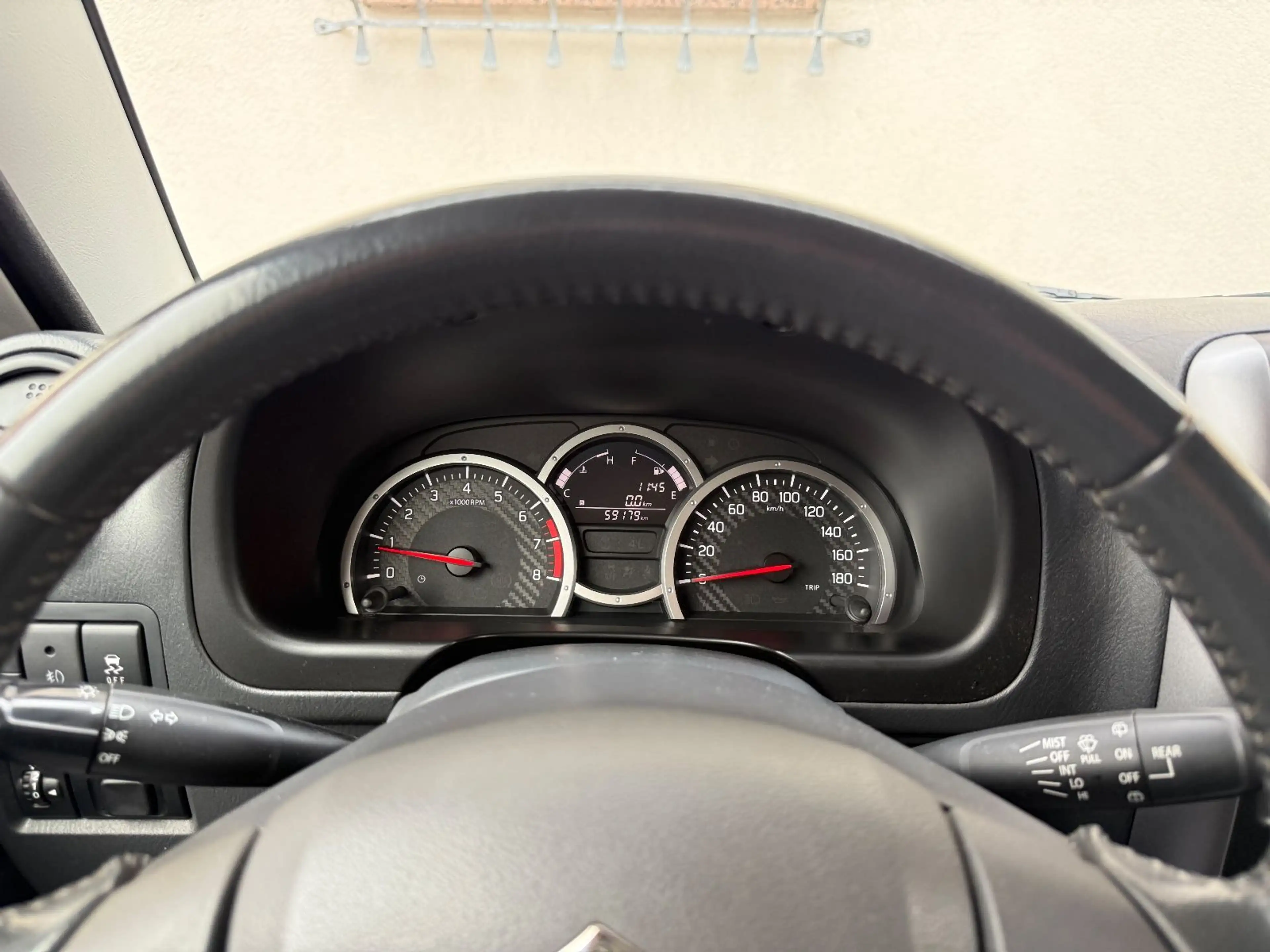 Suzuki Jimny 4x4 STYLE  Sitzheizung AHK ALU 1.HAND ´ — photo 11