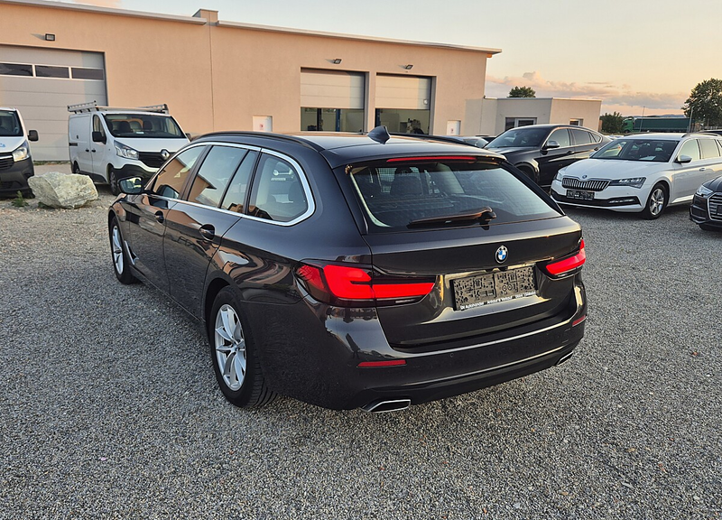 BMW 520 d  Touring Aut. — photo 8