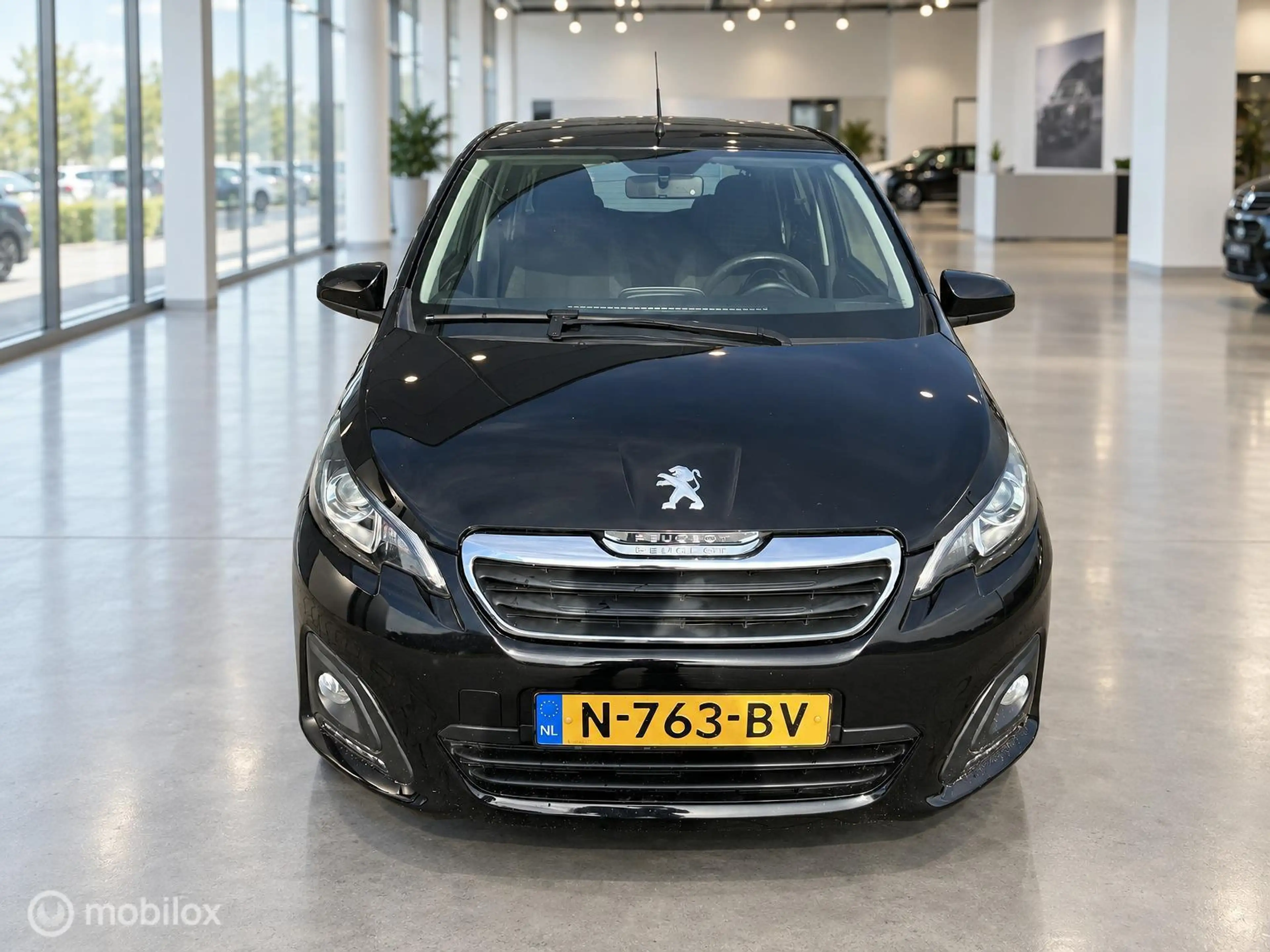 Peugeot 108 1.0 e-VTi Active | 5-deurs | 09/2021| Zwart | Airc — photo 13