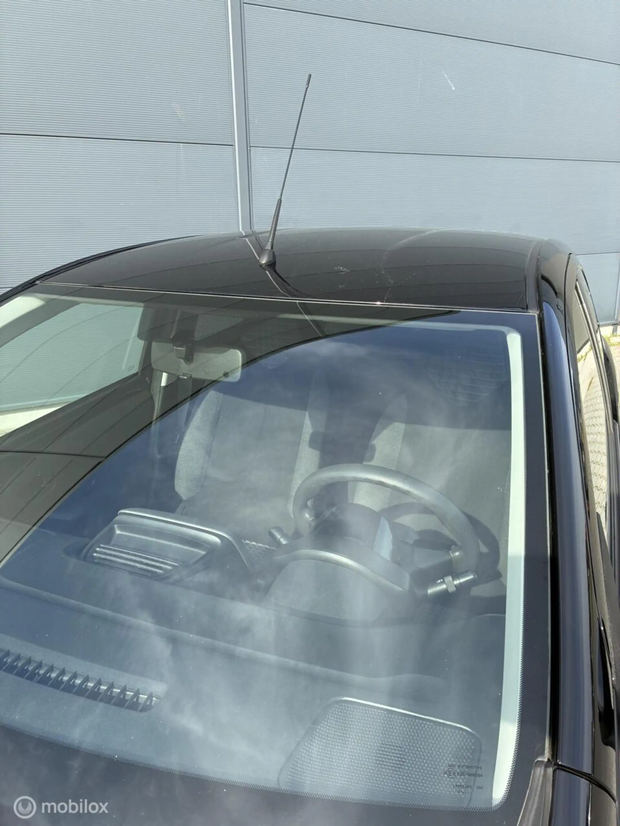 Peugeot 108 1.0 e-VTi Active | 5-deurs | 09/2021| Zwart | Airc — photo 14