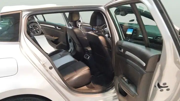 Renault Mégane 2022, foto 12