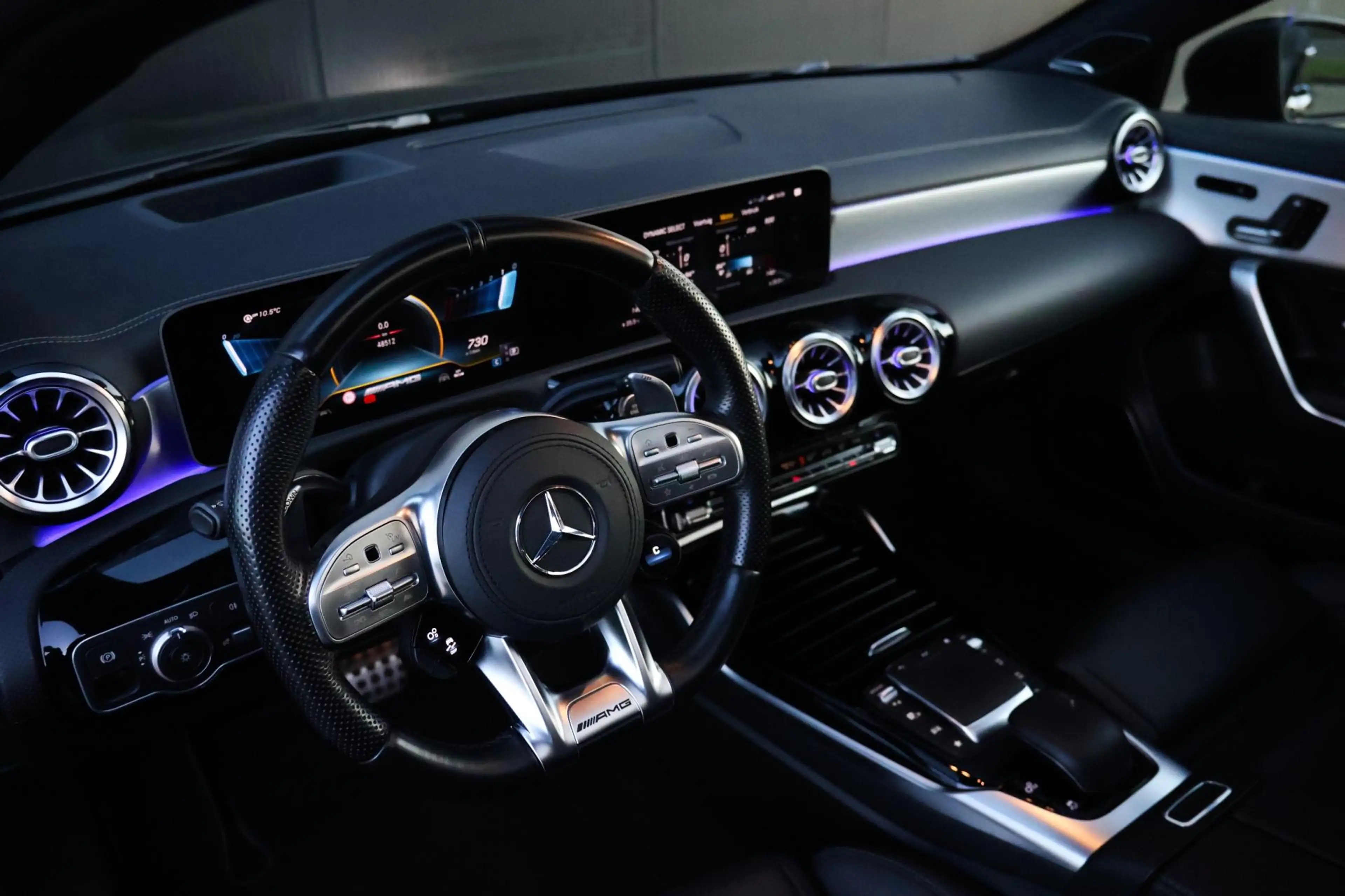 Mercedes-Benz A 45 AMG S 4MATIC+ Premium Plus, Schaalstoelen, Headup, Pan — photo 8