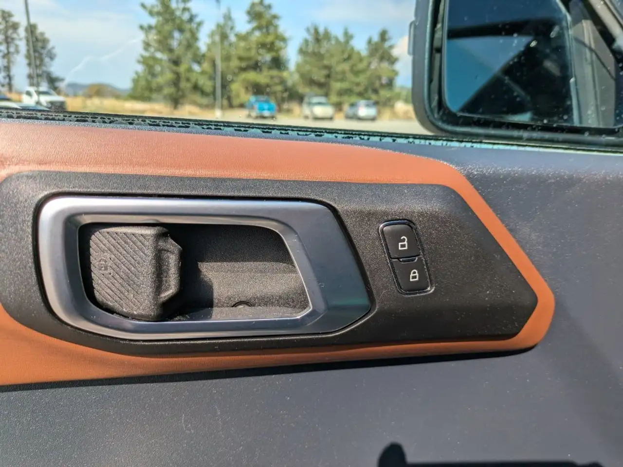 Ford Bronco снимка Ford Bronco