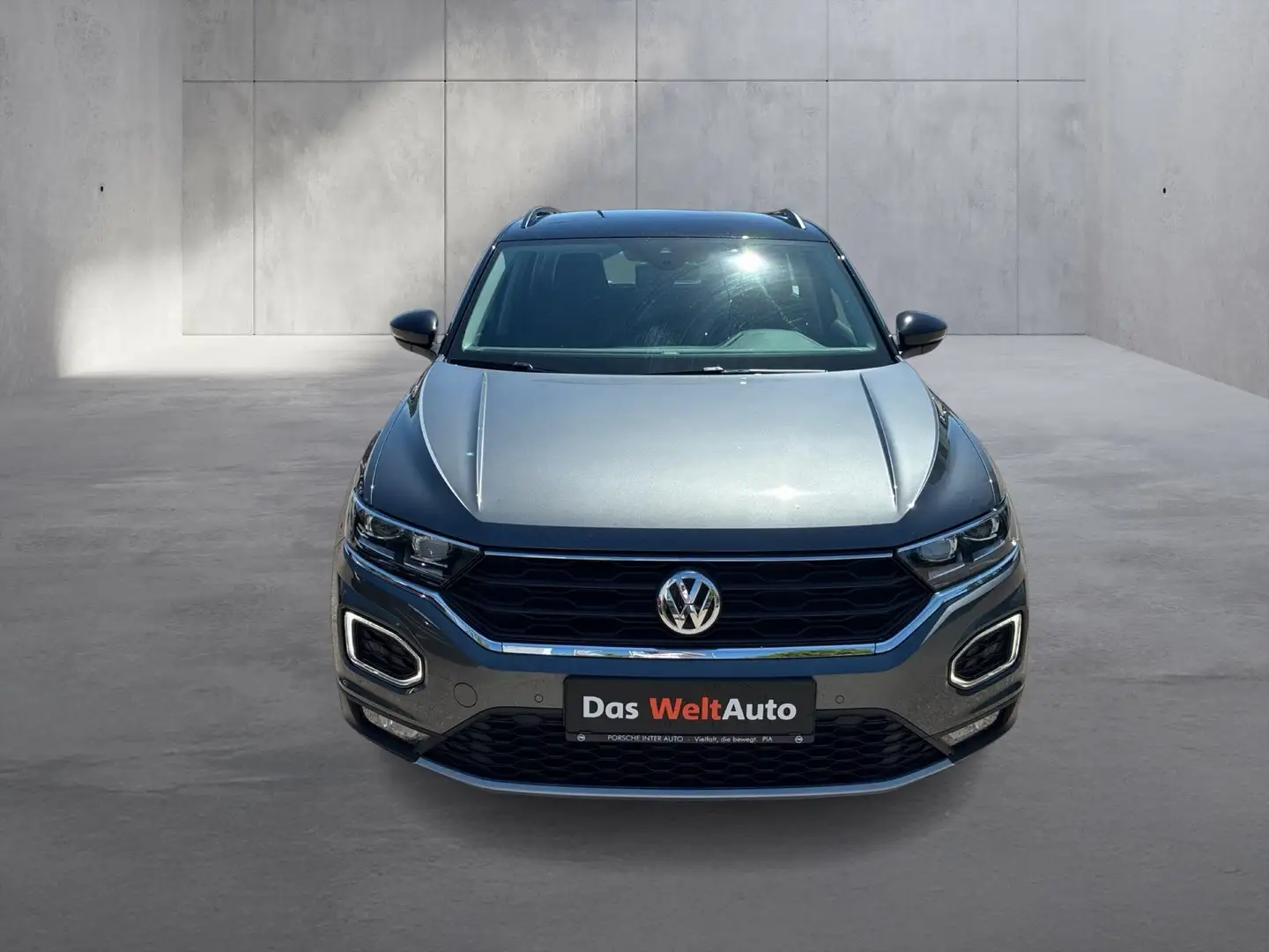 Volkswagen T-Roc Design TSI ACT DSG Grau - 2
