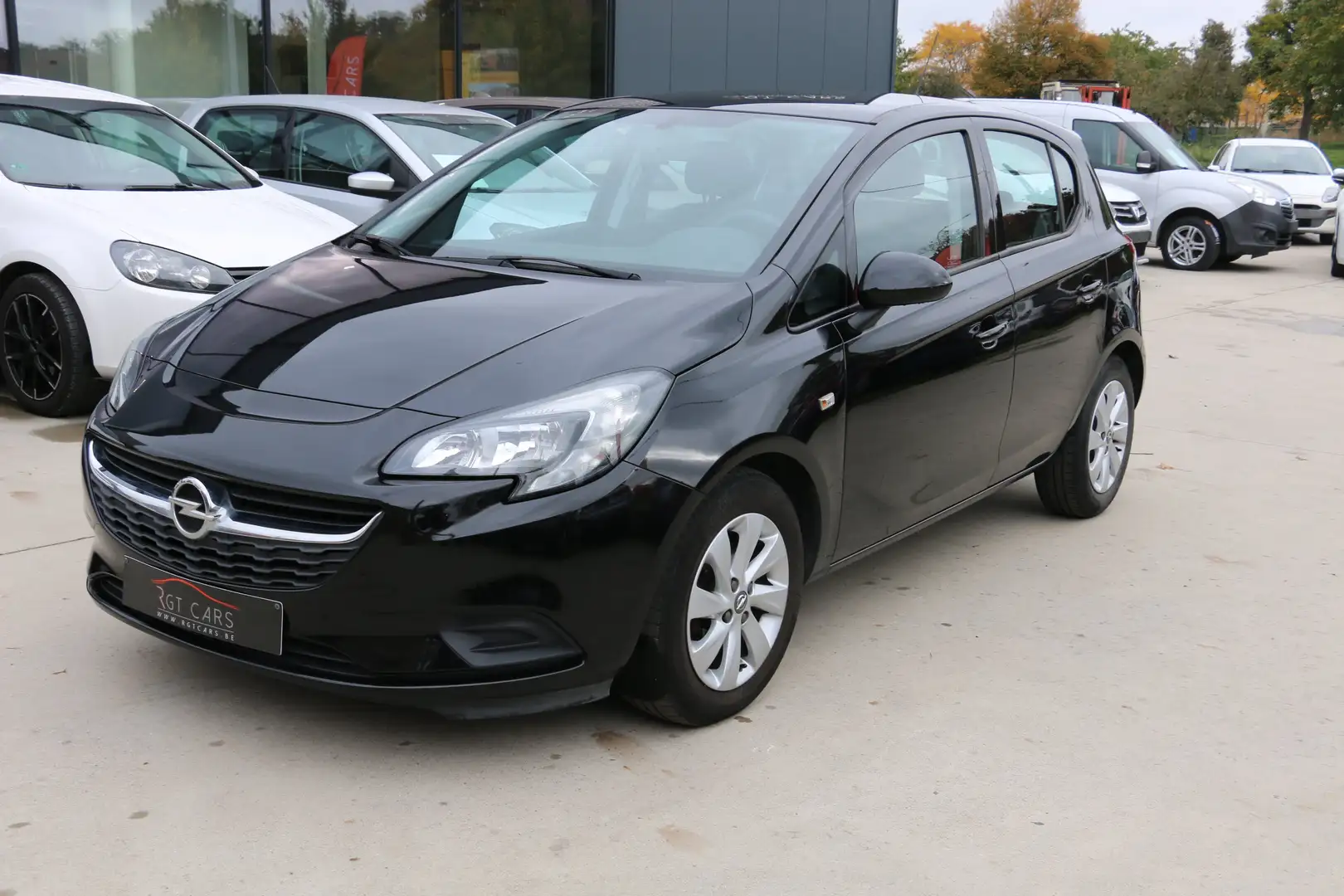 Opel Corsa Corsa 1.2 Innovation +1 JAAR GARANTIE TRAXIO Zwart - 1