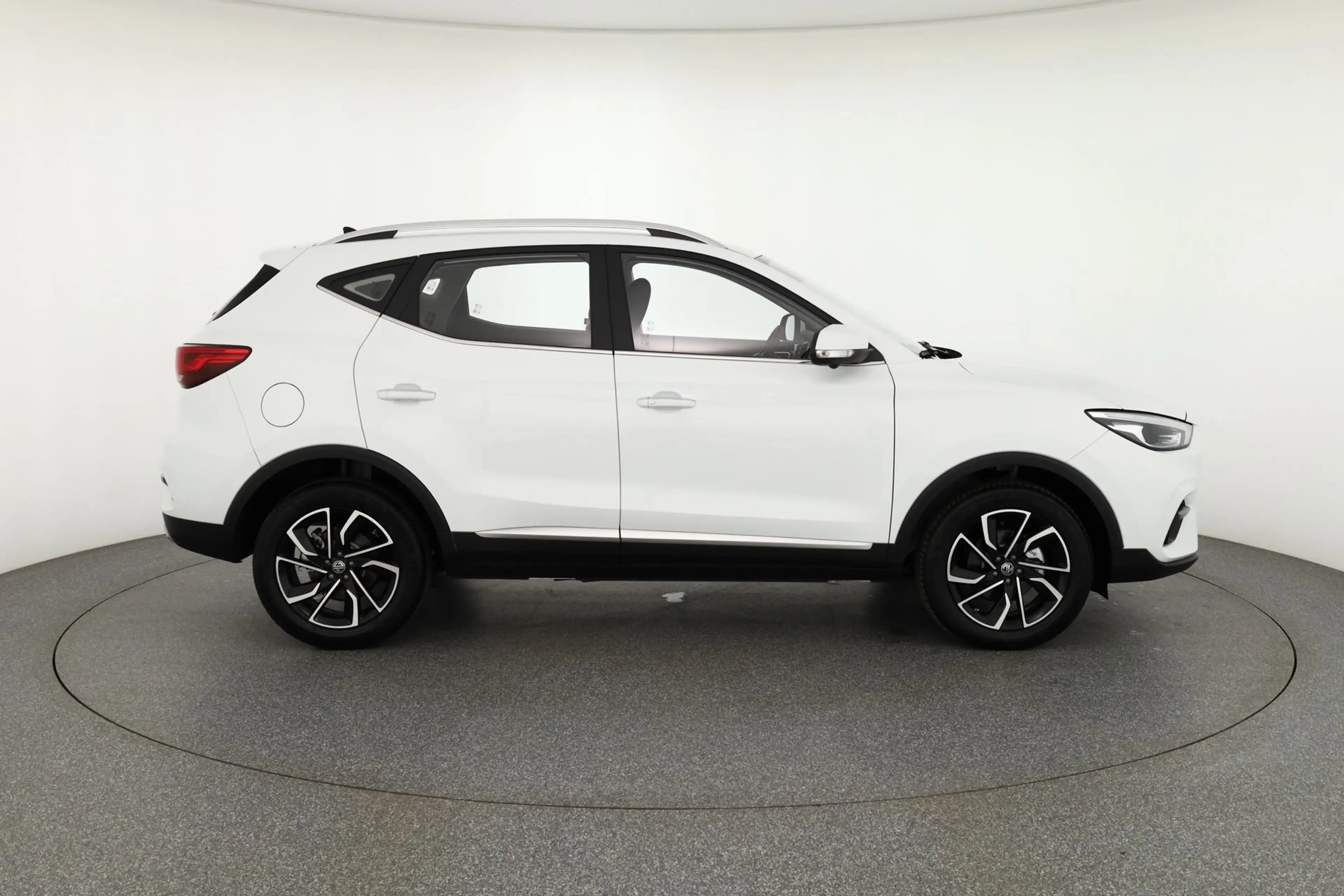MG ZS 1.5 VTi Luxury — photo 6