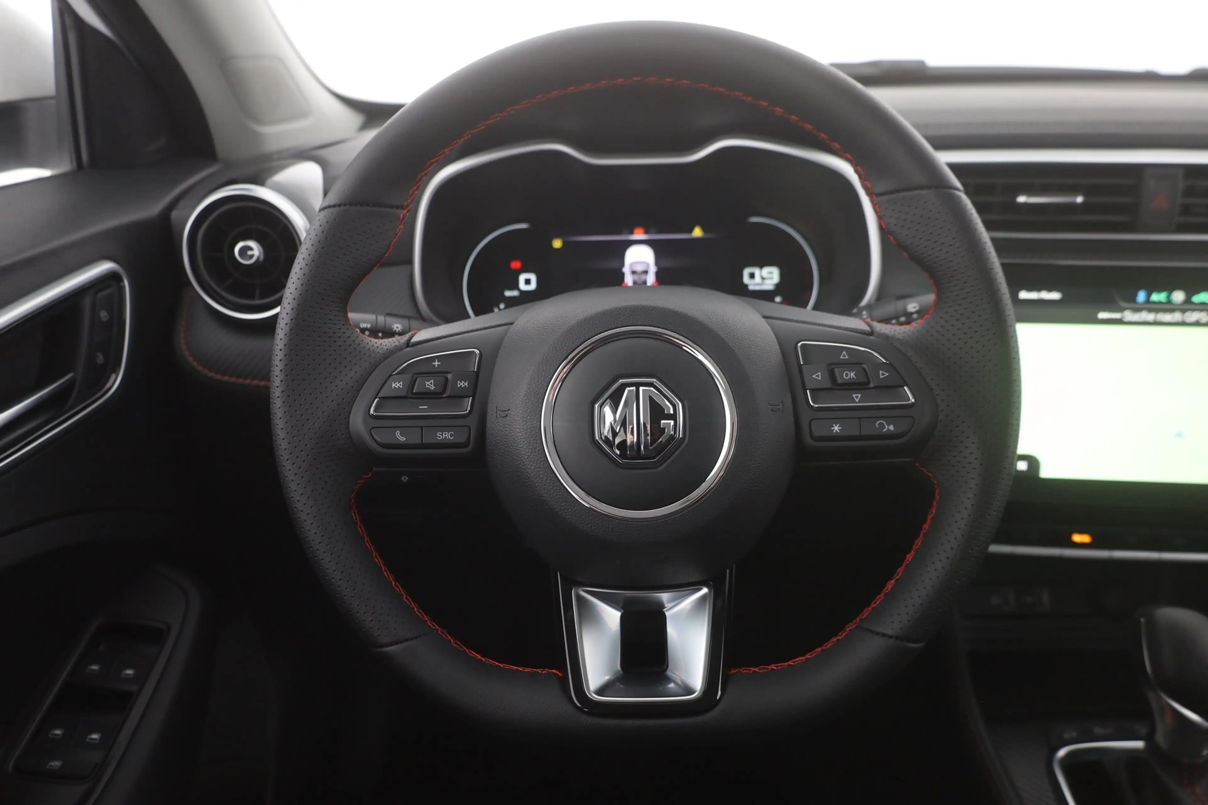 MG ZS 1.5 VTi Luxury — photo 14
