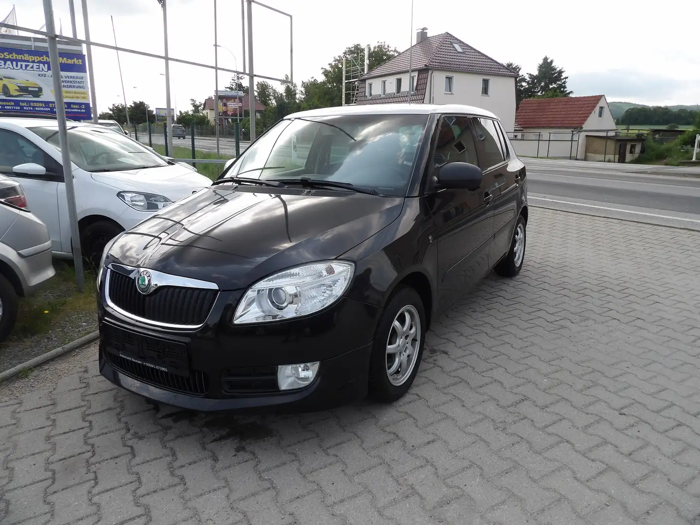 Skoda Fabia Sportline Klima 1.Hand Sitzheiz. Alu. HU AU Neu Zwart - 1
