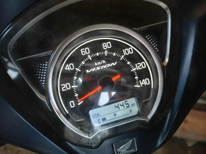 Honda Vision 110 - foto 2