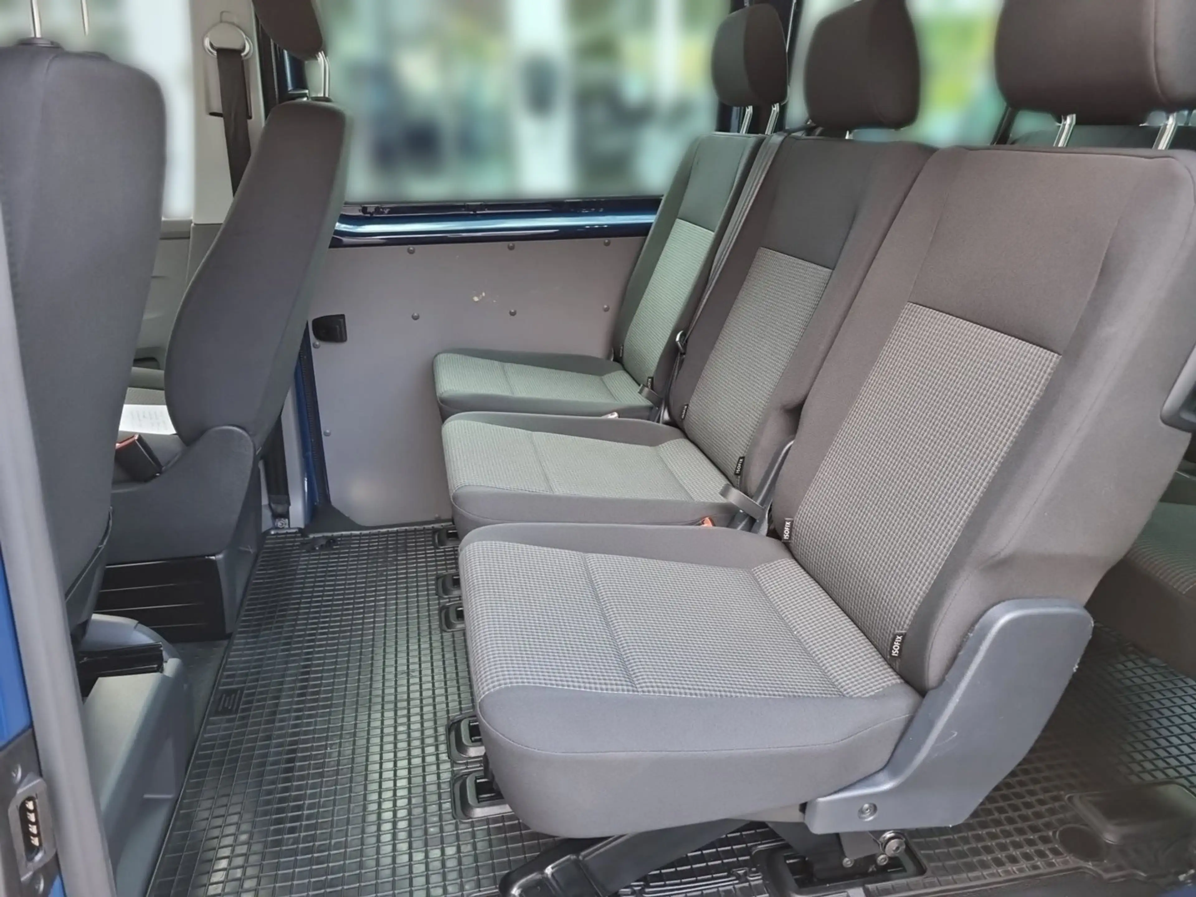 Volkswagen T6.1 Transporter Kombi LR TDI 4MOTION — photo 14