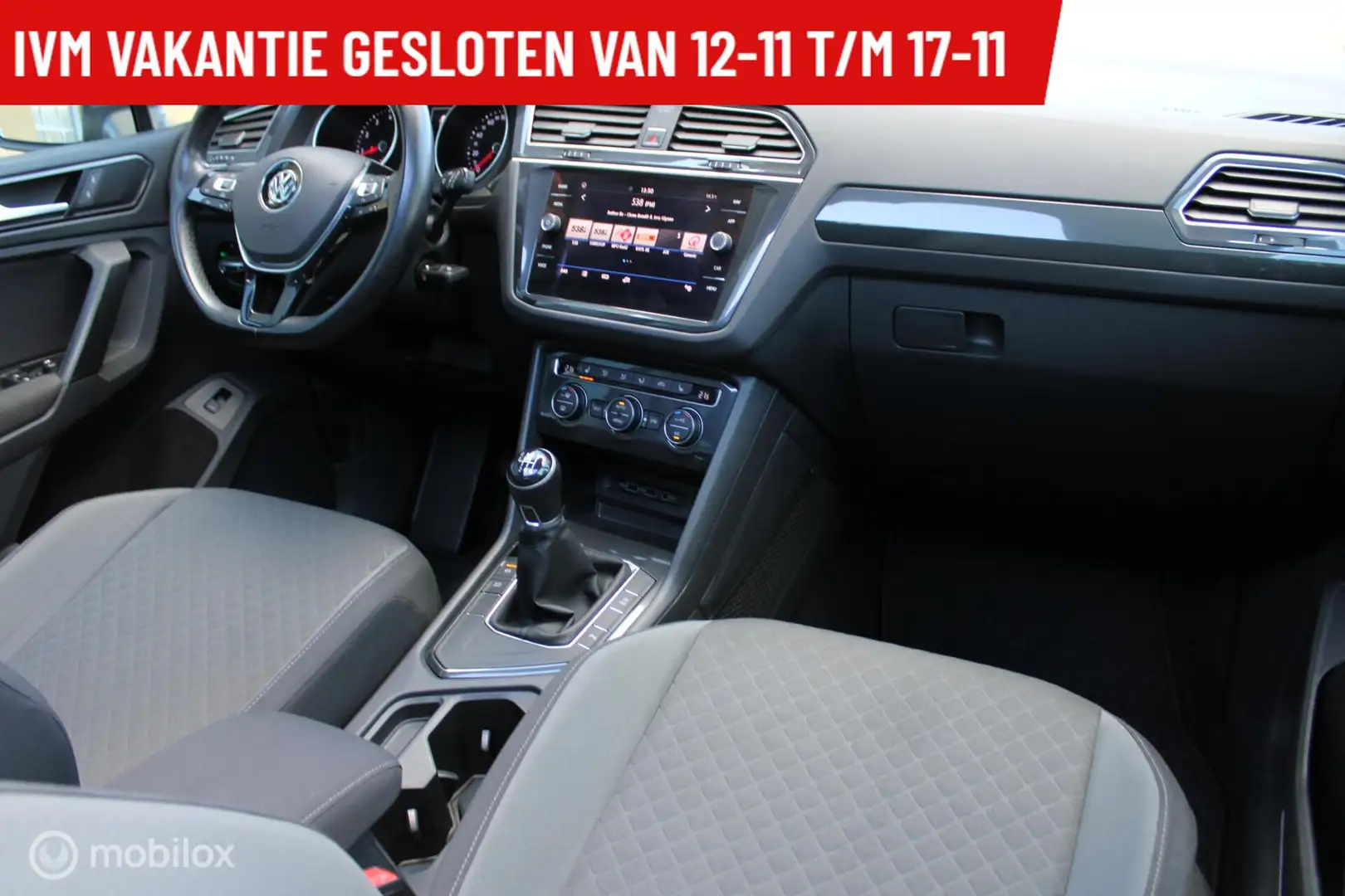 Volkswagen Tiguan 1.4 TSI Comfortline Business, Trekhaak, Panodak, N Grijs - 2