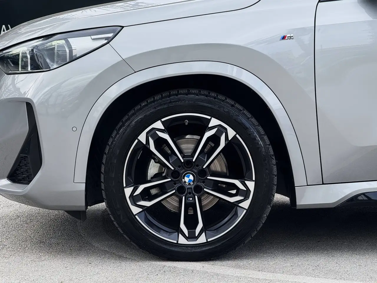 BMW X1 sDrive18d MSport TETTO HEAD-UP CAM 360 PACK LUCI SHADOW LINE TV, миниатюра 19