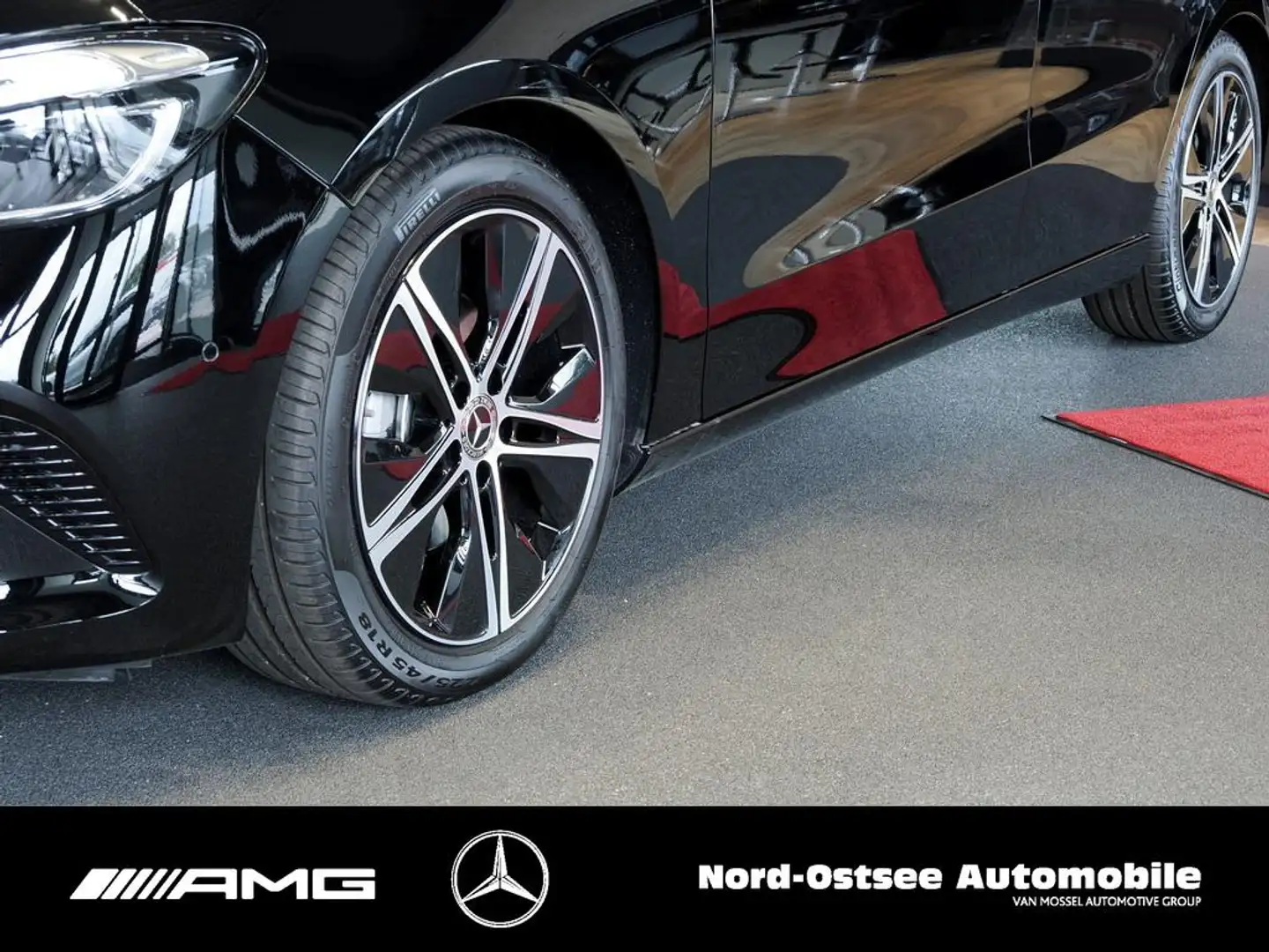 Mercedes-Benz B 200 d PROGRESSIVE NIGHT PANO AHK 360° KEYLESS Schwarz - 2