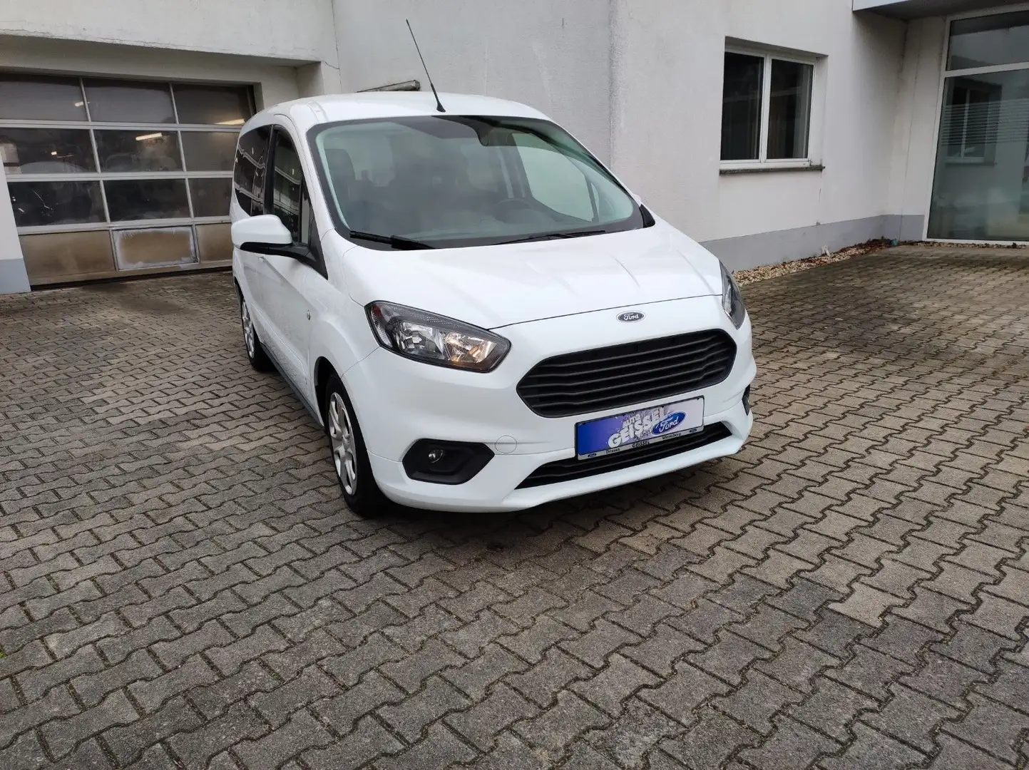 Ford Tourneo Courier Trend,Navi.PDC.Klima. Weiß - 1