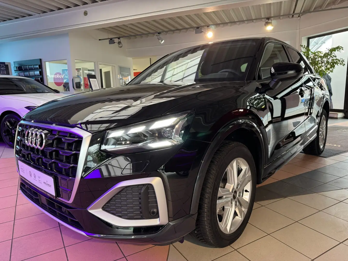 Audi Q2 35 1.5 TFSI advanced+Matrix LED LED+S-tronic Schwarz - 2