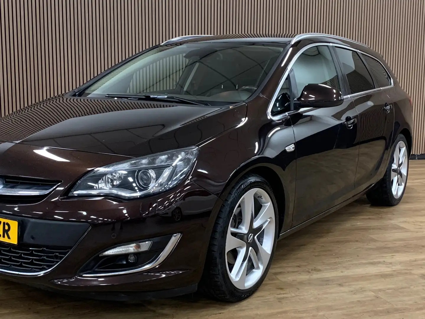 Opel Astra Sports Tourer 1.6 Turbo Sport|Uniek|Automaat|12300 Brown - 2