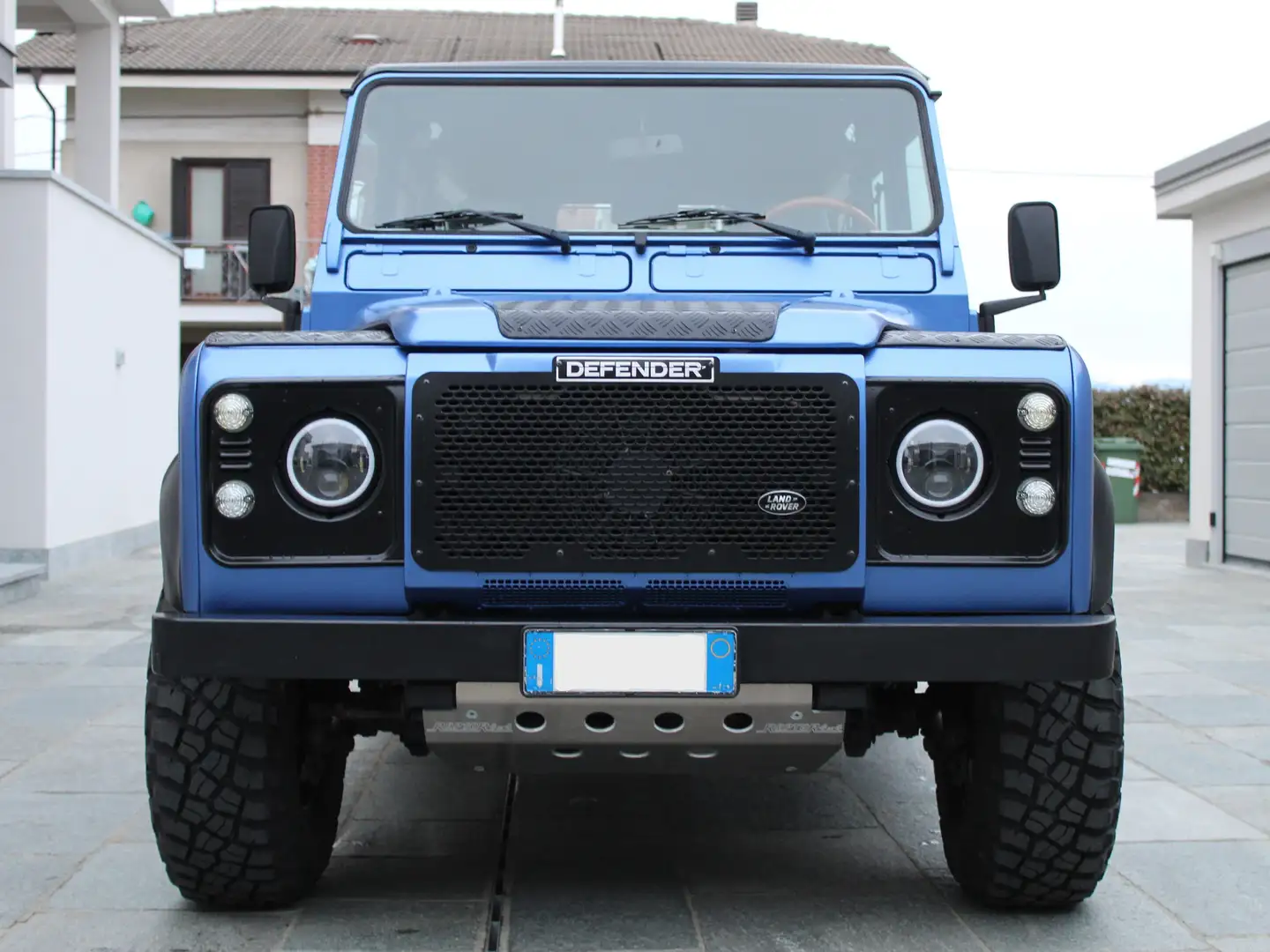 Land Rover Defender 110 S Blue - 2