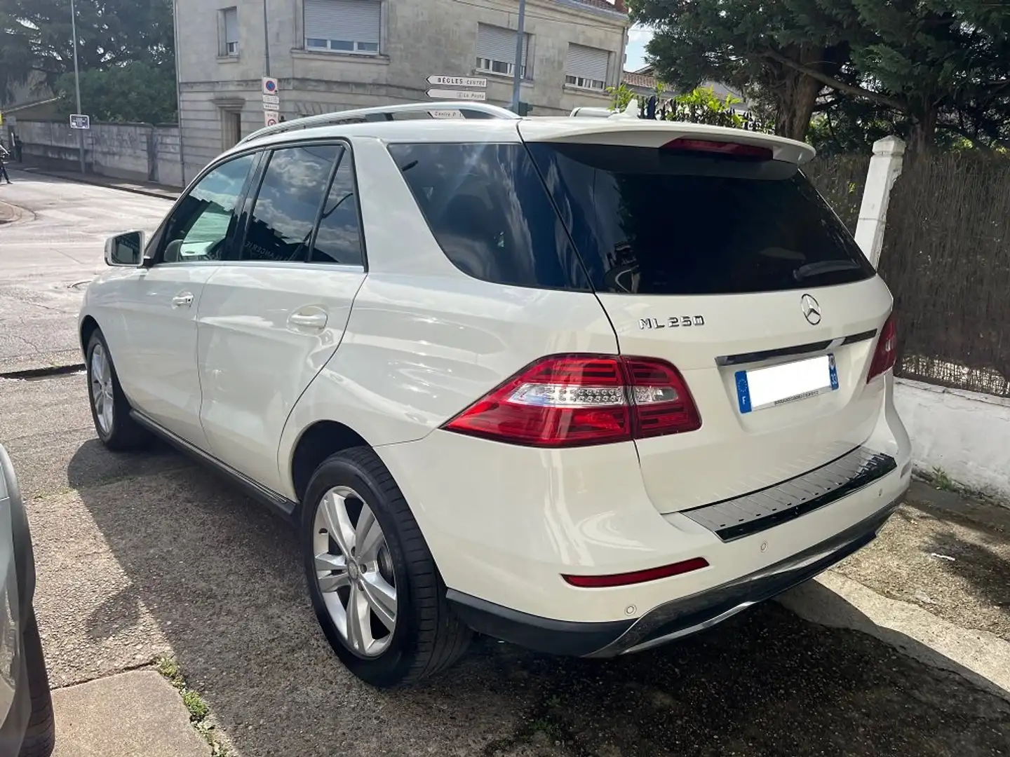 Mercedes-Benz ML 250 ML 250 BlueTEC 4MATIC A - 2