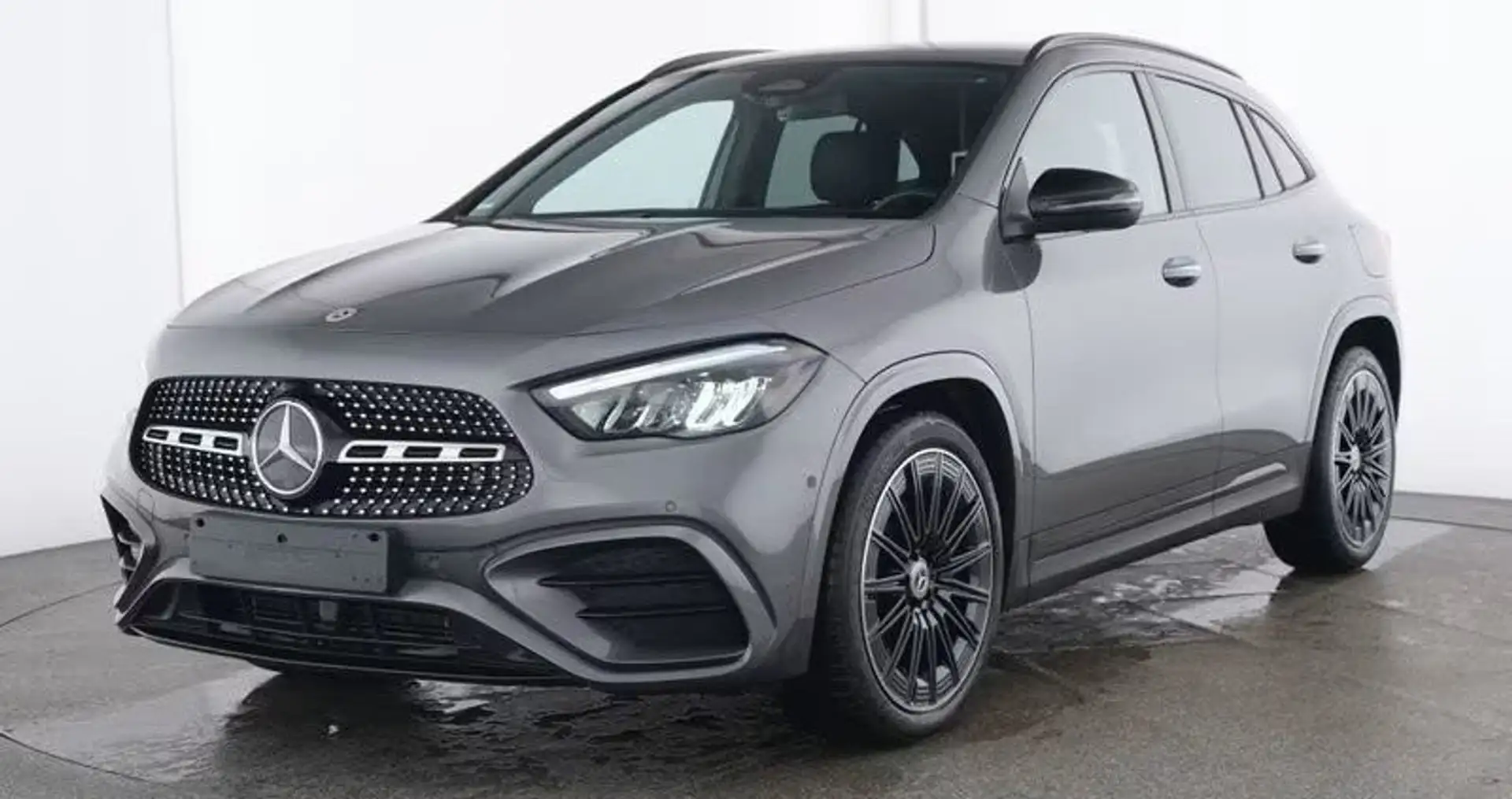 Mercedes-Benz GLA 200 200 AMG auto 2024 163cv night camera 20" Nero - 1