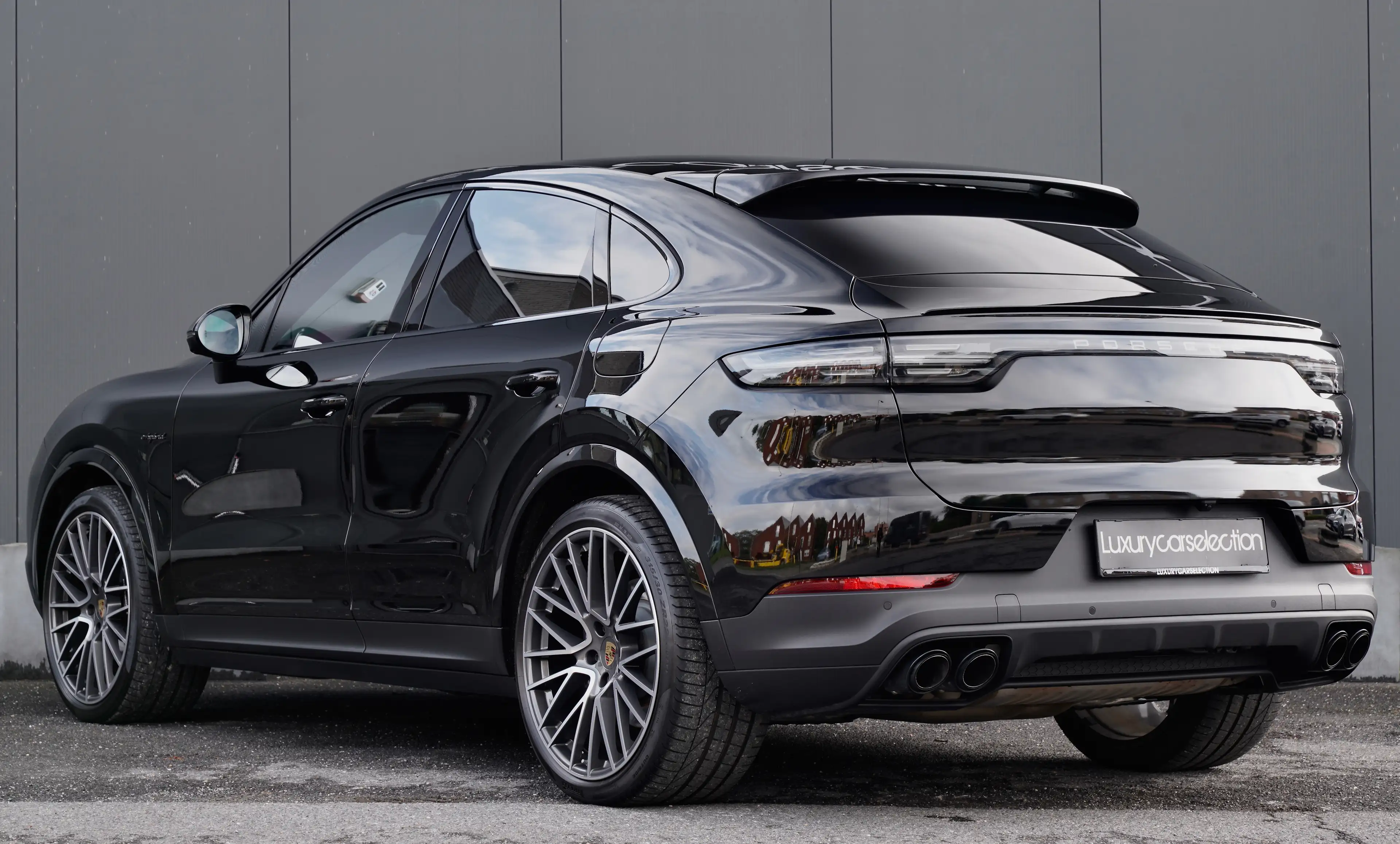 Porsche Cayenne Coupé E-Hybrid 3.0i V6 Platinum Edition *BOSE/CHRONO/PANO/FULL* — photo 4