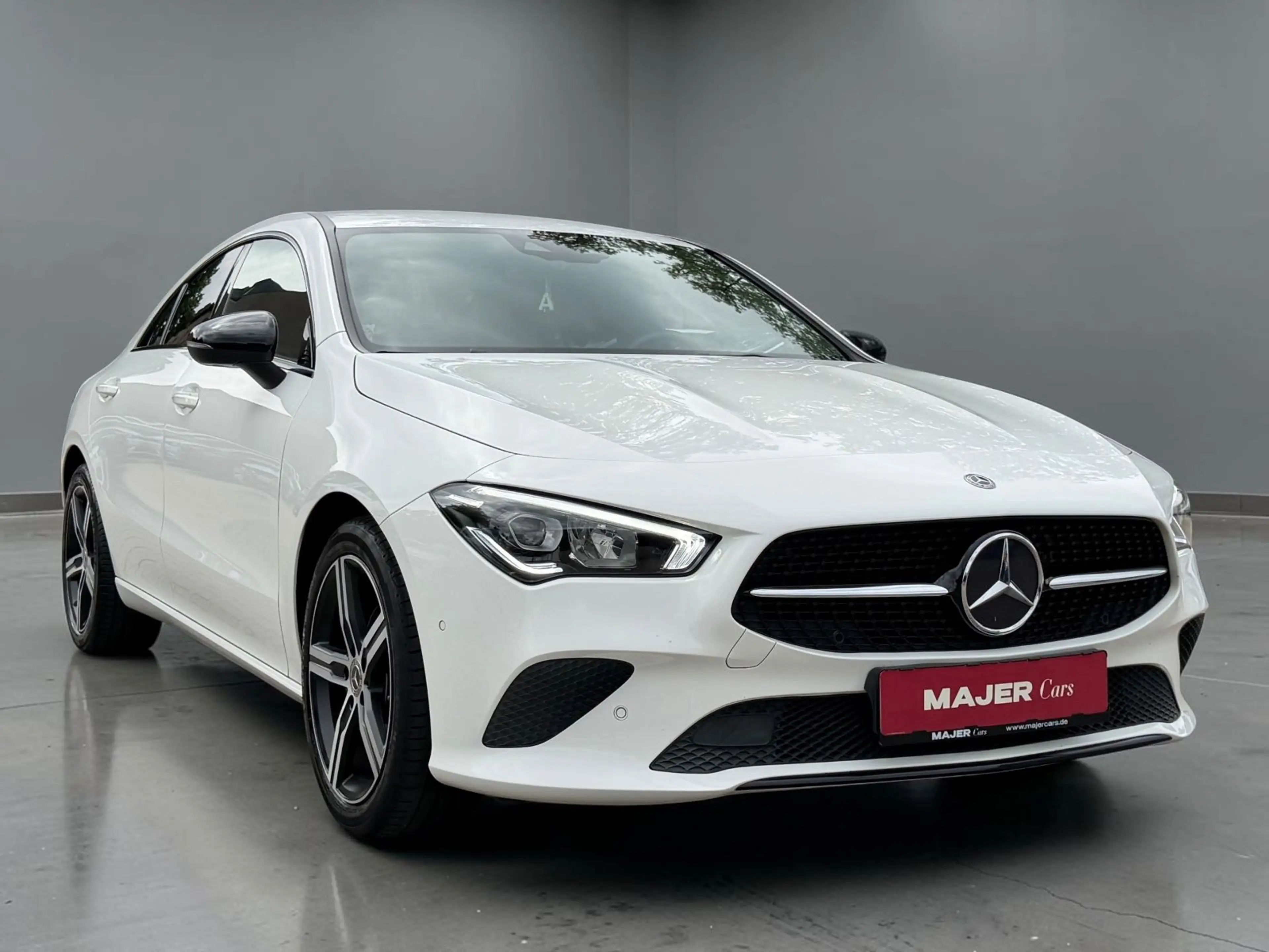 Mercedes-Benz CLA 200 Progressive*LED*ACC*LEDER*KAMERA*CARBON — photo 4