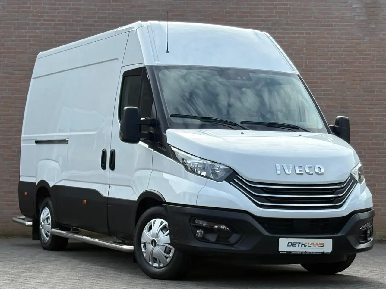 Iveco Daily 2022 — фото 16