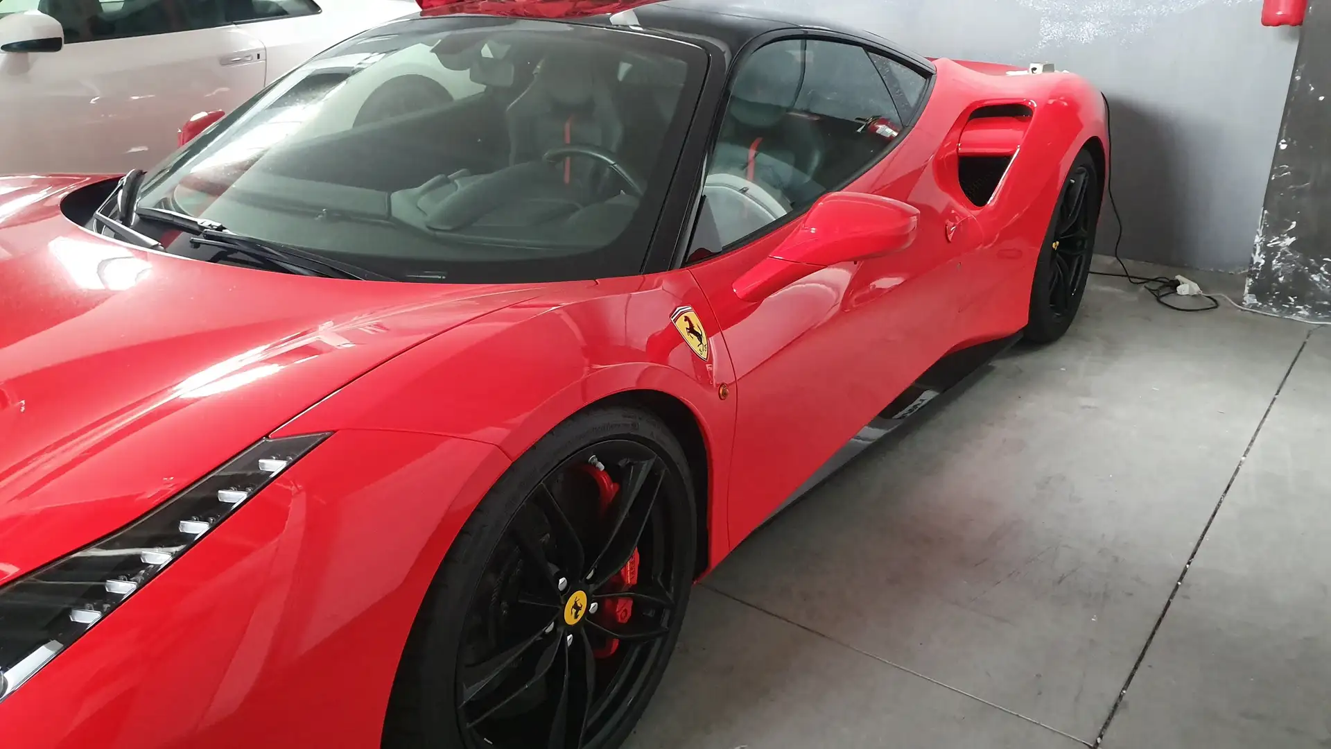 Ferrari 488 GTB Rood - 2