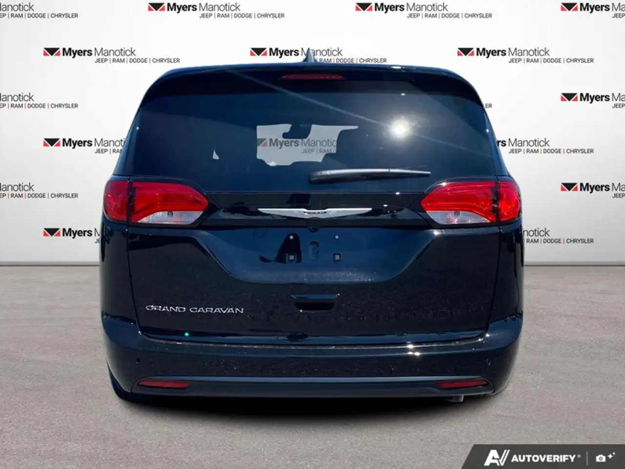 Chrysler Grand Caravan photo Chrysler Grand Caravan
