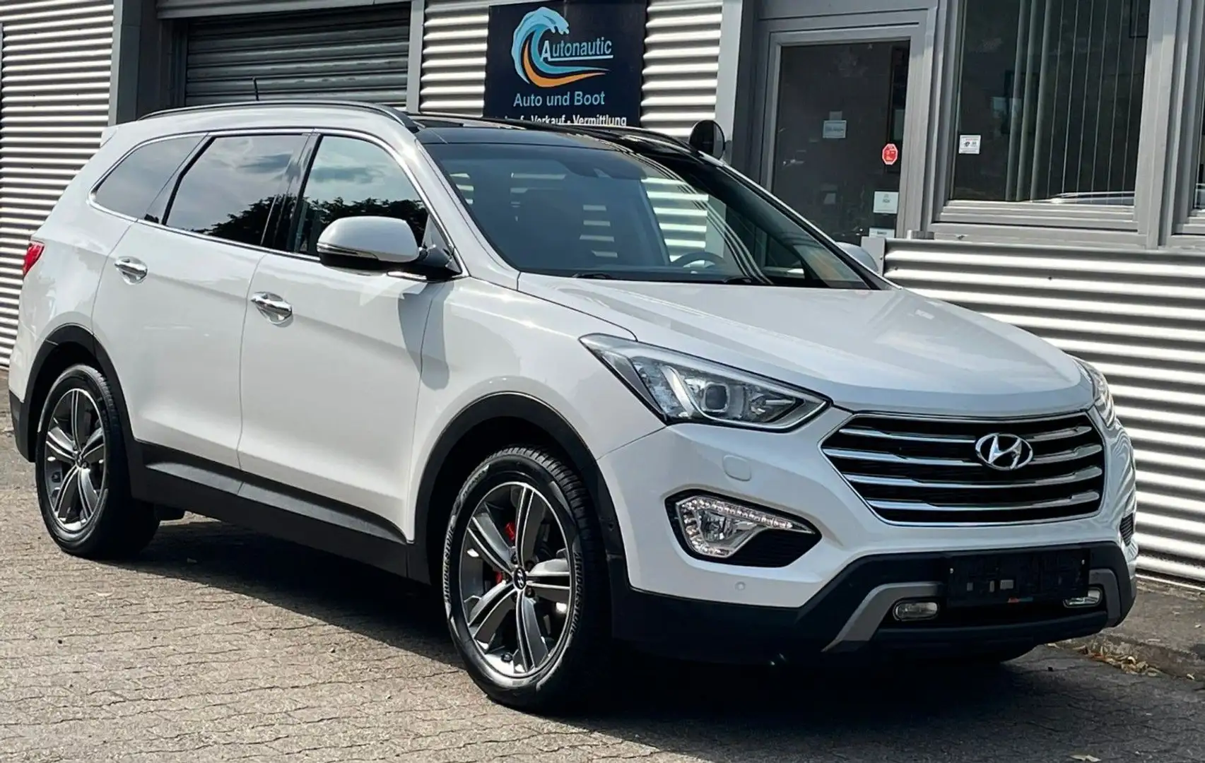 Hyundai Grand Santa Fe Premium 4WD LEDER NAVI PANO XENON Bianco - 1