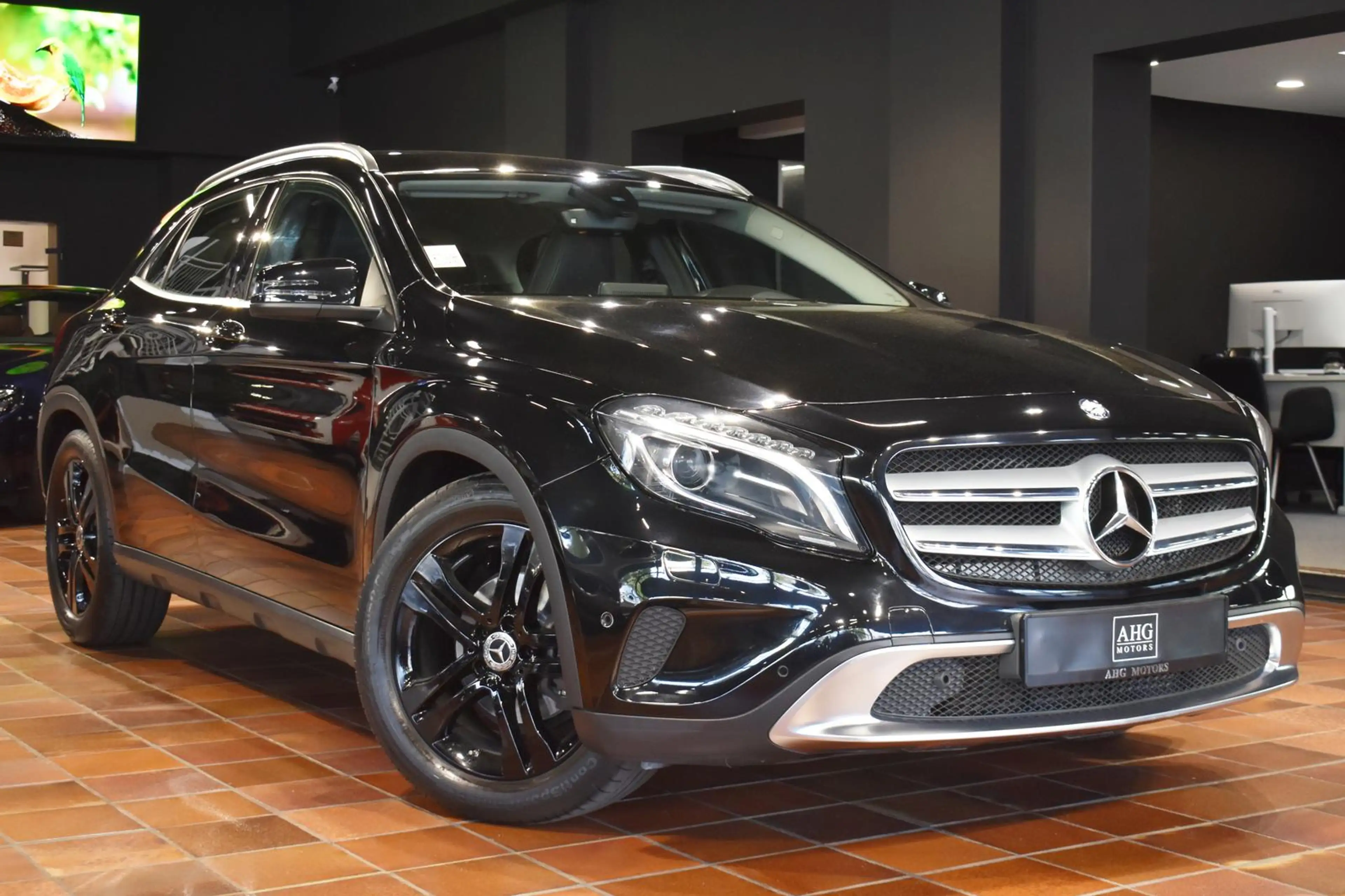 Mercedes-Benz GLA 180 7G URBAN LEDER-SPORTSITZE EL.HECKKLAPPE NAVI SITZH — photo 9