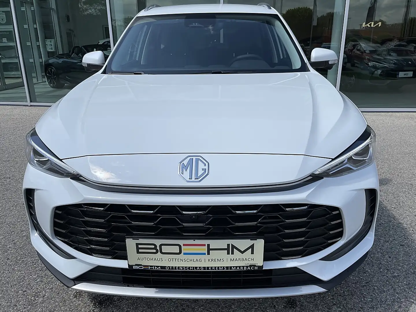 MG ZS 1.5 Hybrid+ Luxury Weiß - 2