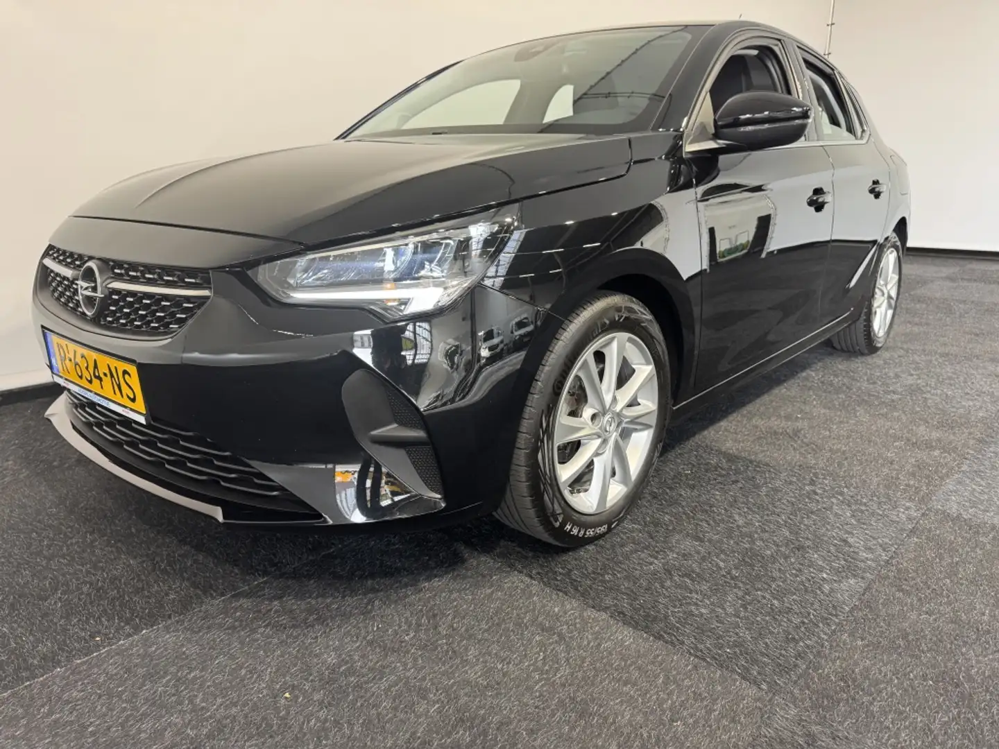 Opel Corsa 1.2 Elegance digitaal dashbord Zwart - 2