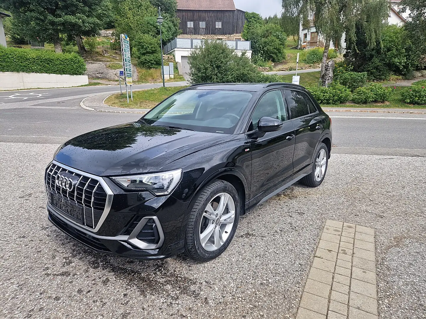 Audi Q3 2.0 TDI, S-line, Garantie, StdHzg, AHK, LED, Pa... Schwarz - 2