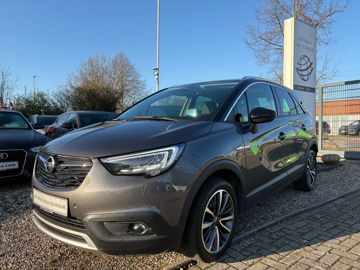 Opel Crossland X Ultimate +Leder+LED+Kamera+HUD+Pano. Gris - 1