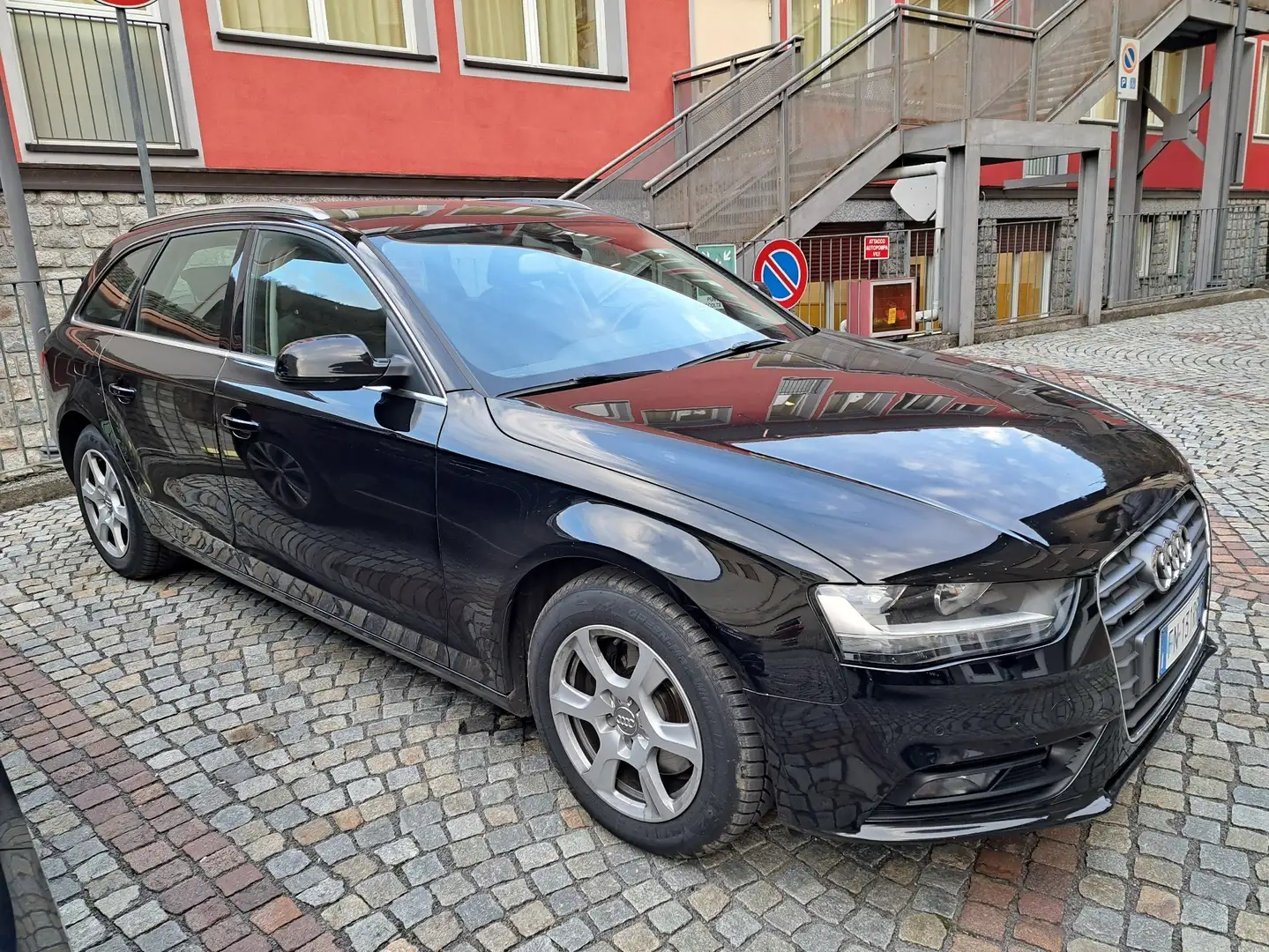 Audi A4 Avant 2.0 tdi Business Plus quattro 177cv Nero - 2