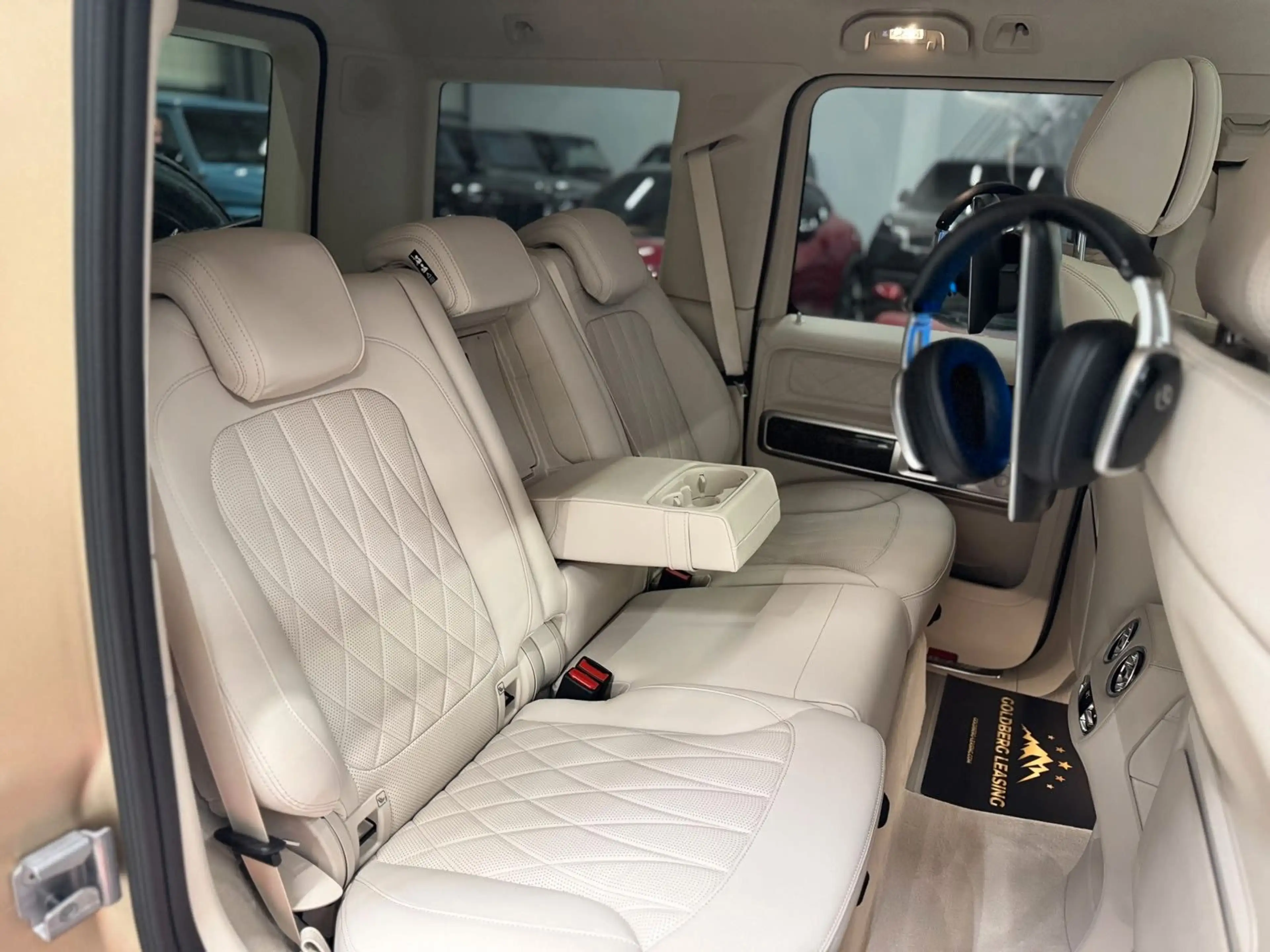 Mercedes-Benz G 63 AMG G63 AMG FULL CARBON  ACTIVE RIDE A22 DVD WEBASTO — photo 4