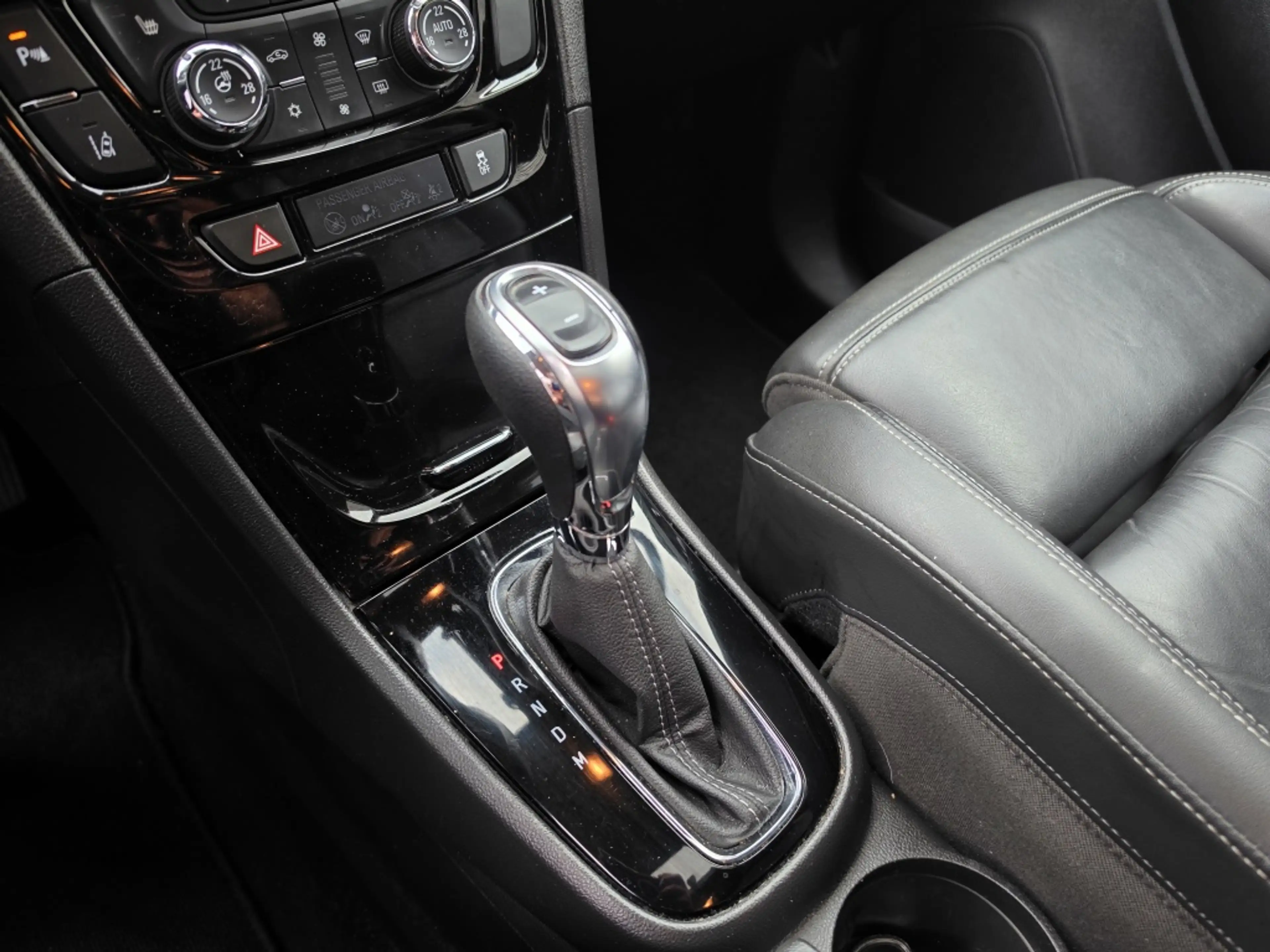Opel Mokka X | Trekhaak | LM velgen | Ai 1.4 Turbo Online Ed. — photo 13