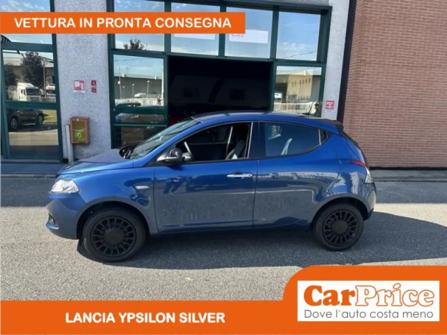 Lancia Ypsilon 1.0 FireFly 70CV Hybrid Silver Blu/Azzurro - 2